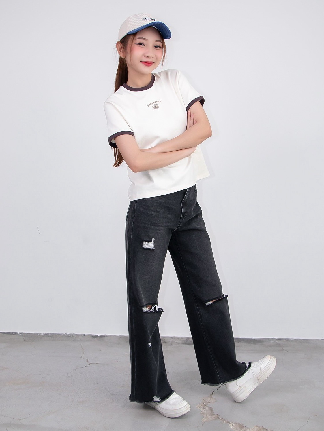 Q8083 - Q cullotes cạp trễ J rách gối, lai