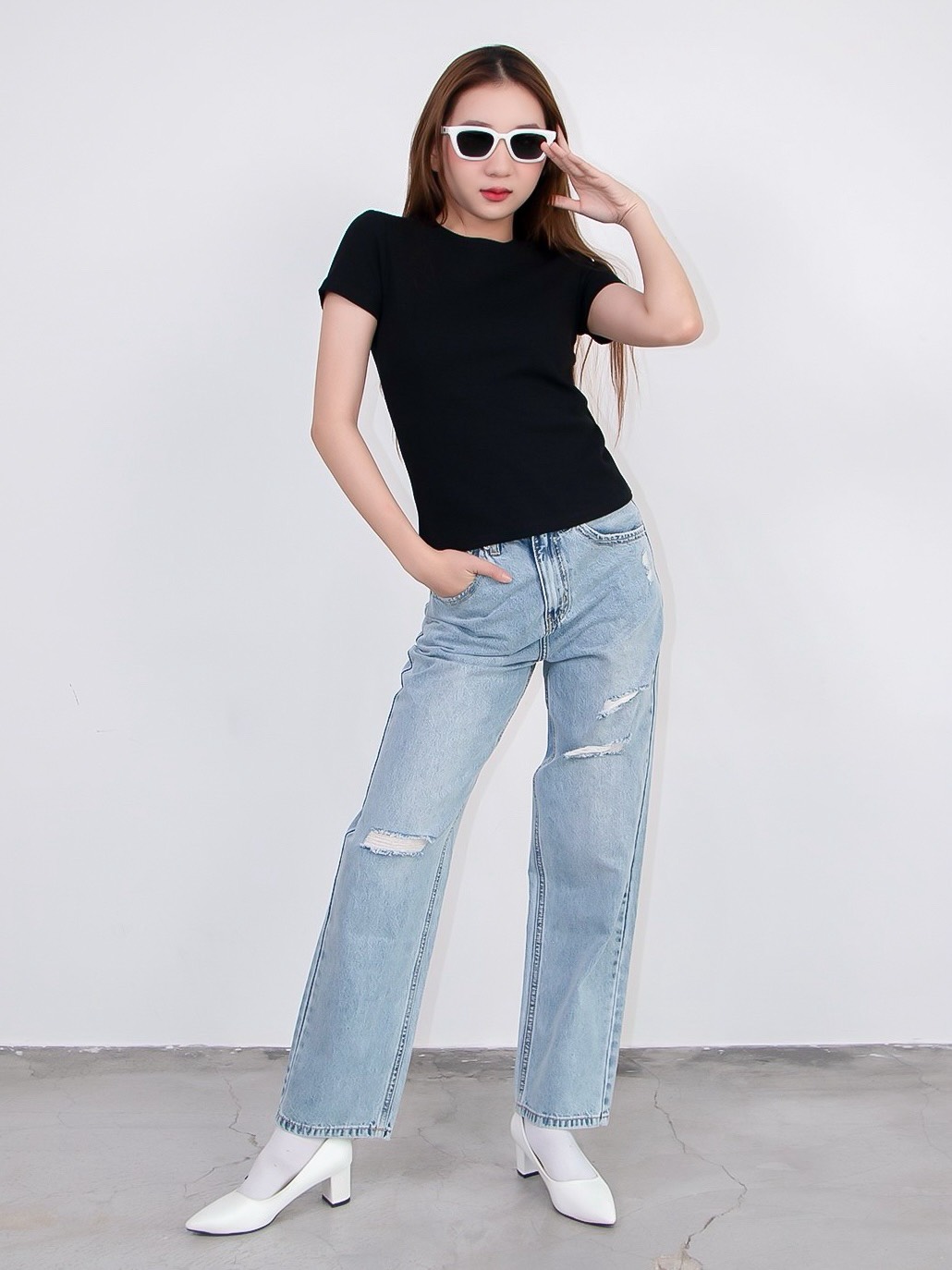 Q8053 - Q J nữ ống đứng rách gối