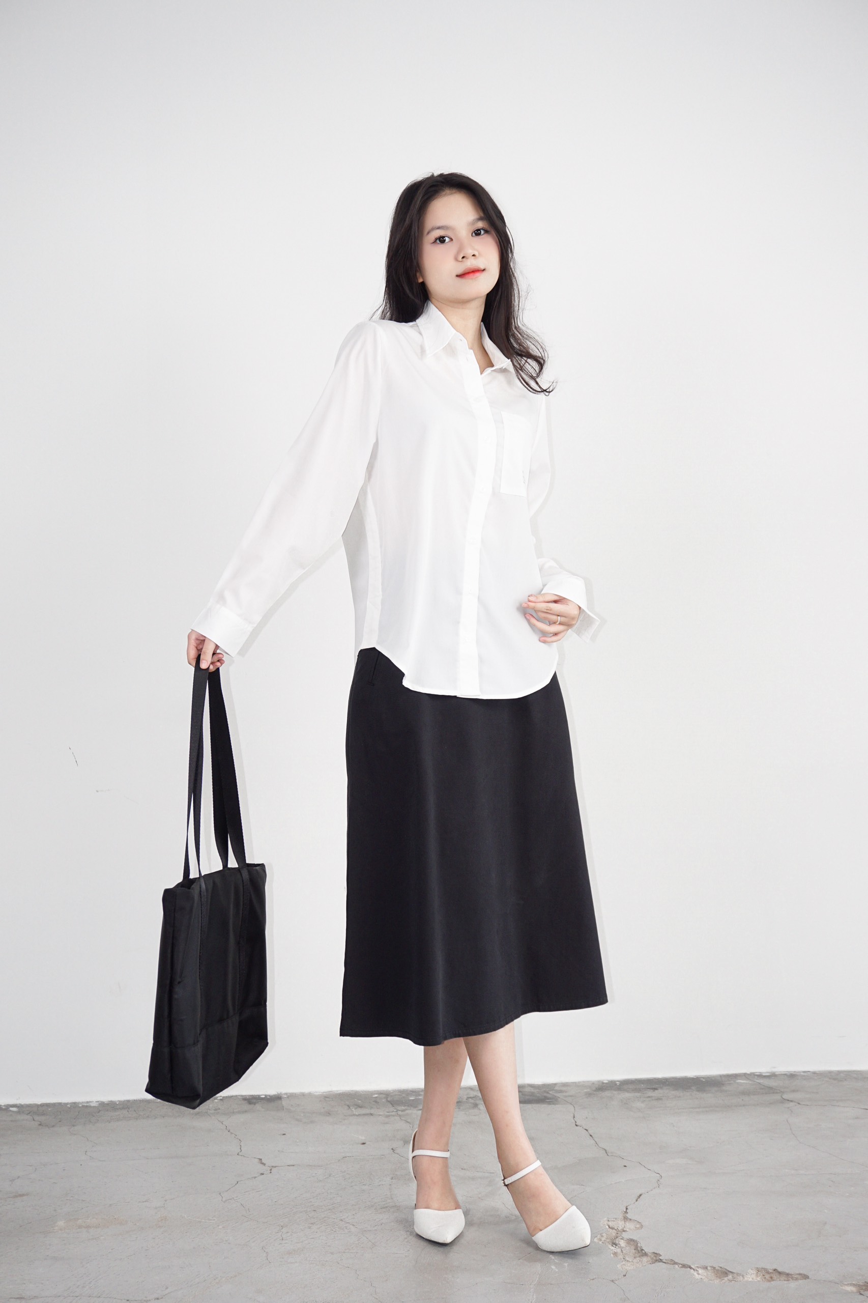 A25841 -A smi TD 1 túi nẹp sườn thêu Balance