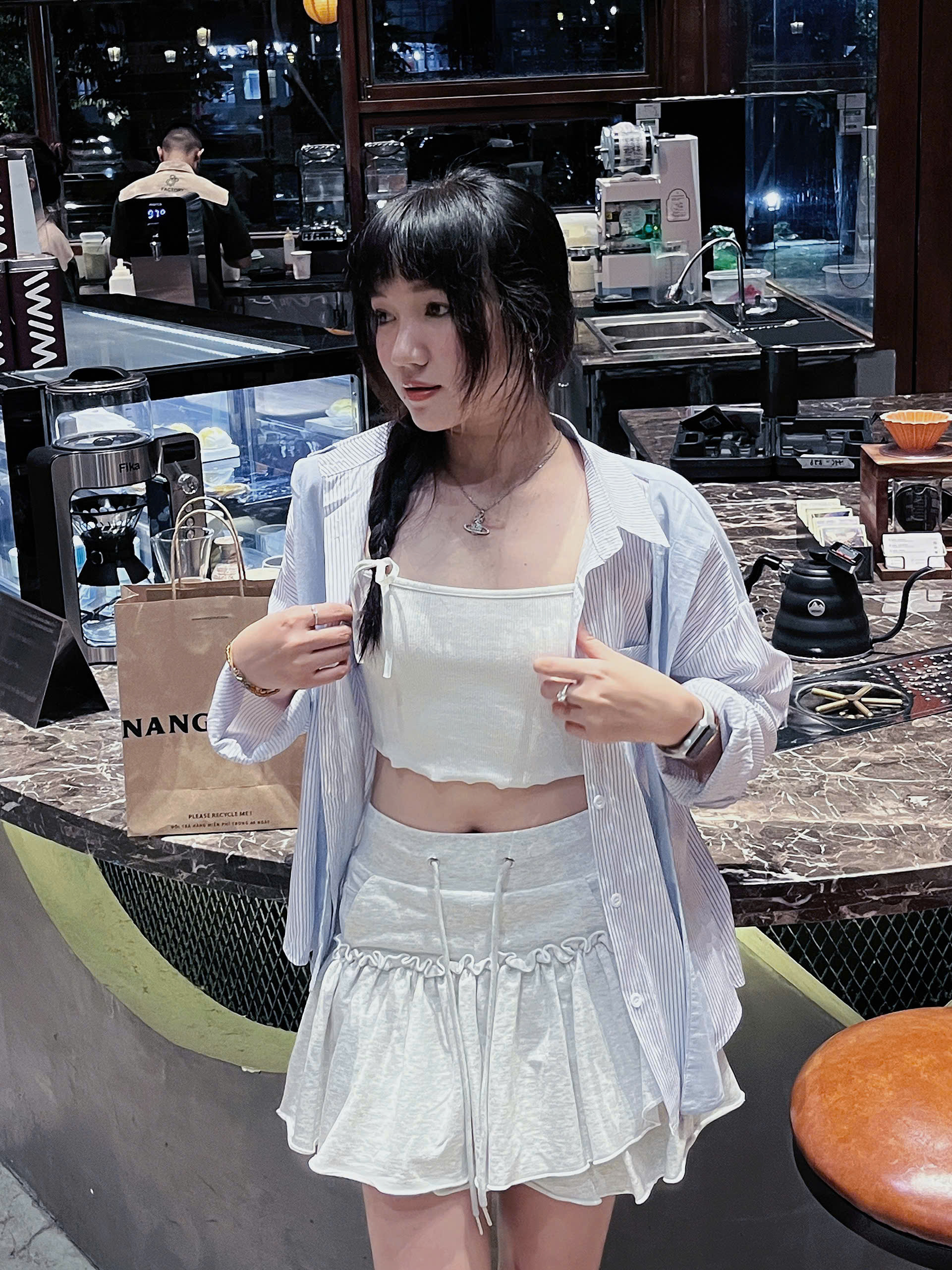 V3391 - 	V chân váy ngắn tầng bèo