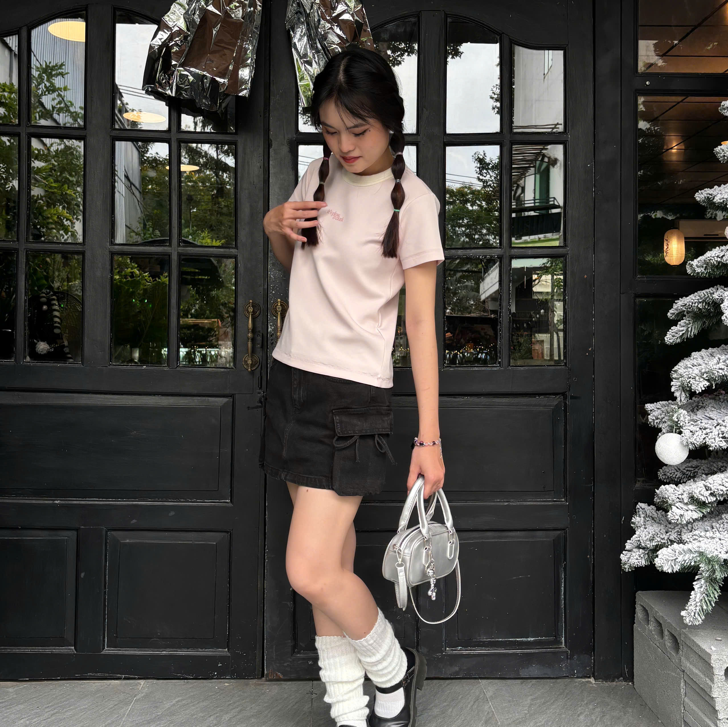 V3457 - V váy J ngắn túi hộp