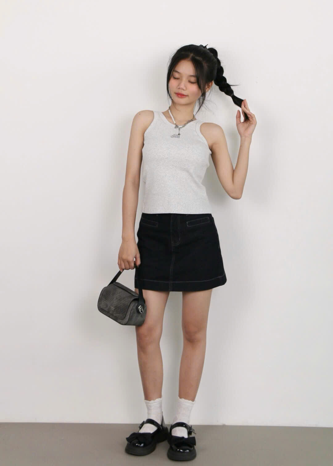 A27621 - A ba lỗ lưng thêu Las