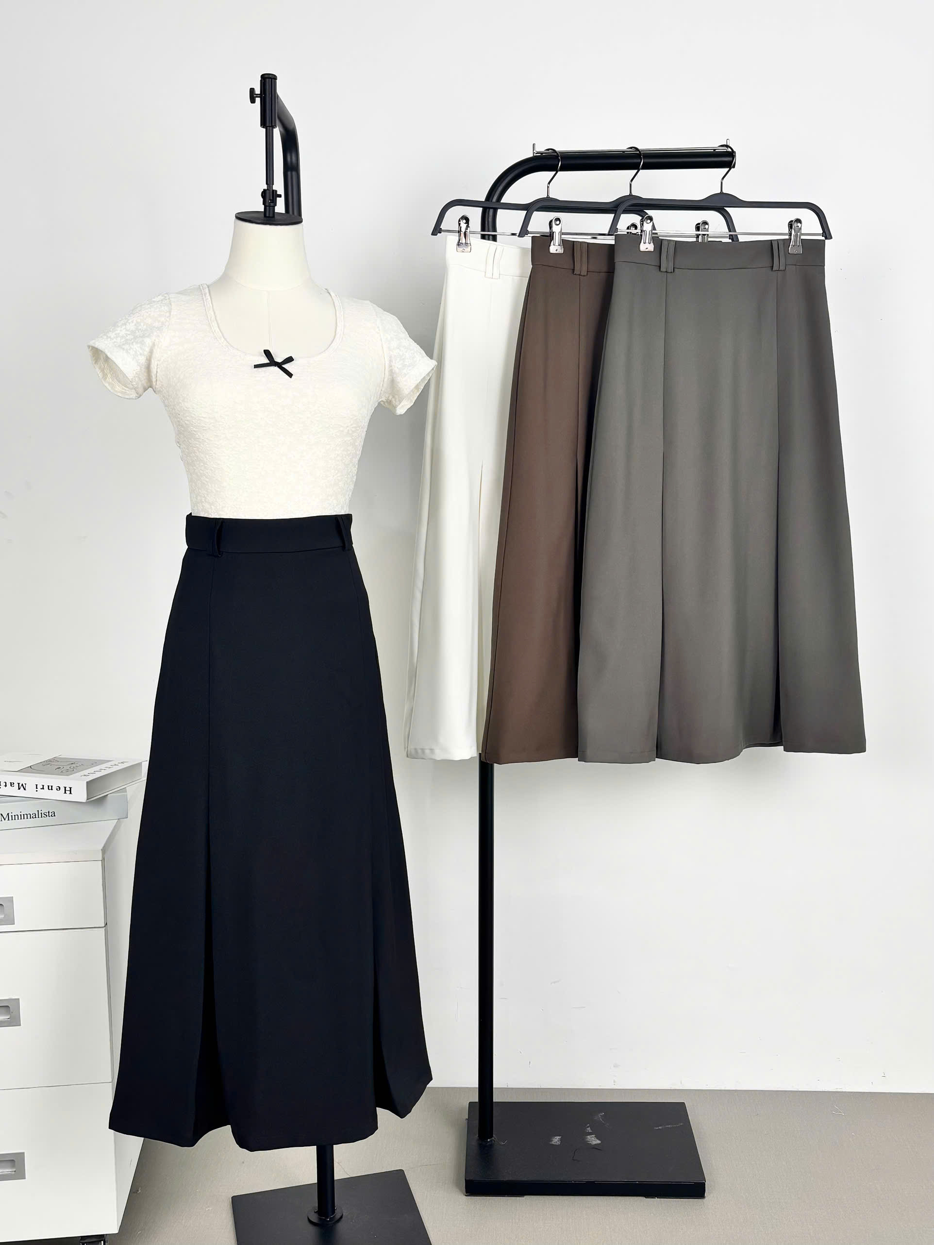 V3806 - V dài xếp li