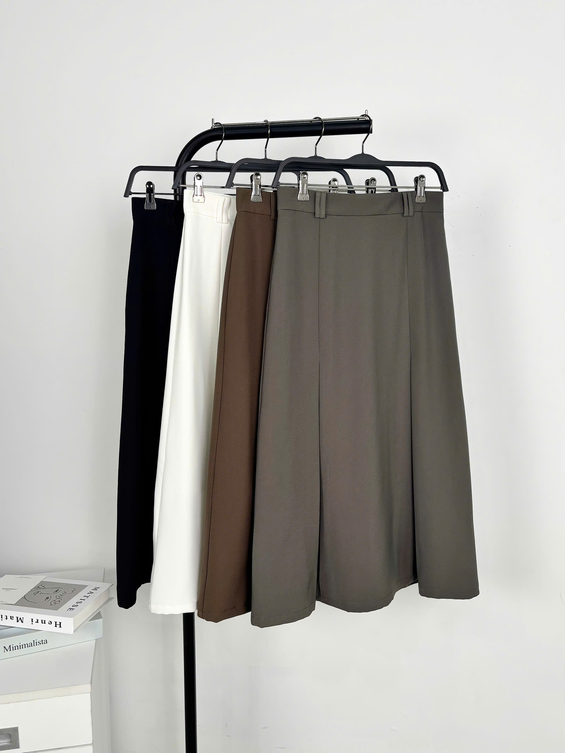 V3806 - V dài xếp li