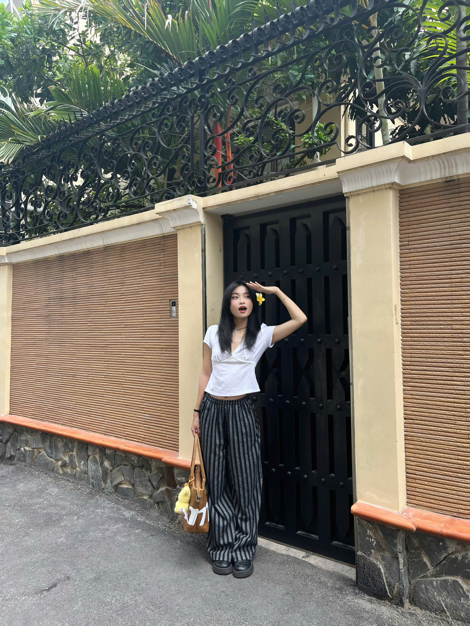 Q8447 - Q sọc dài đính nơ 2 bên