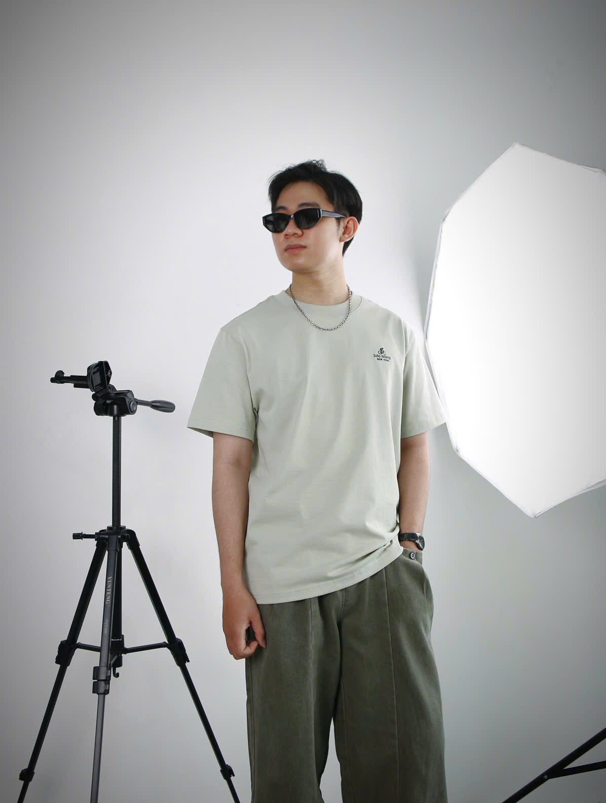 A27697 - A thun nam TN cổ tròn 1203 thêu So