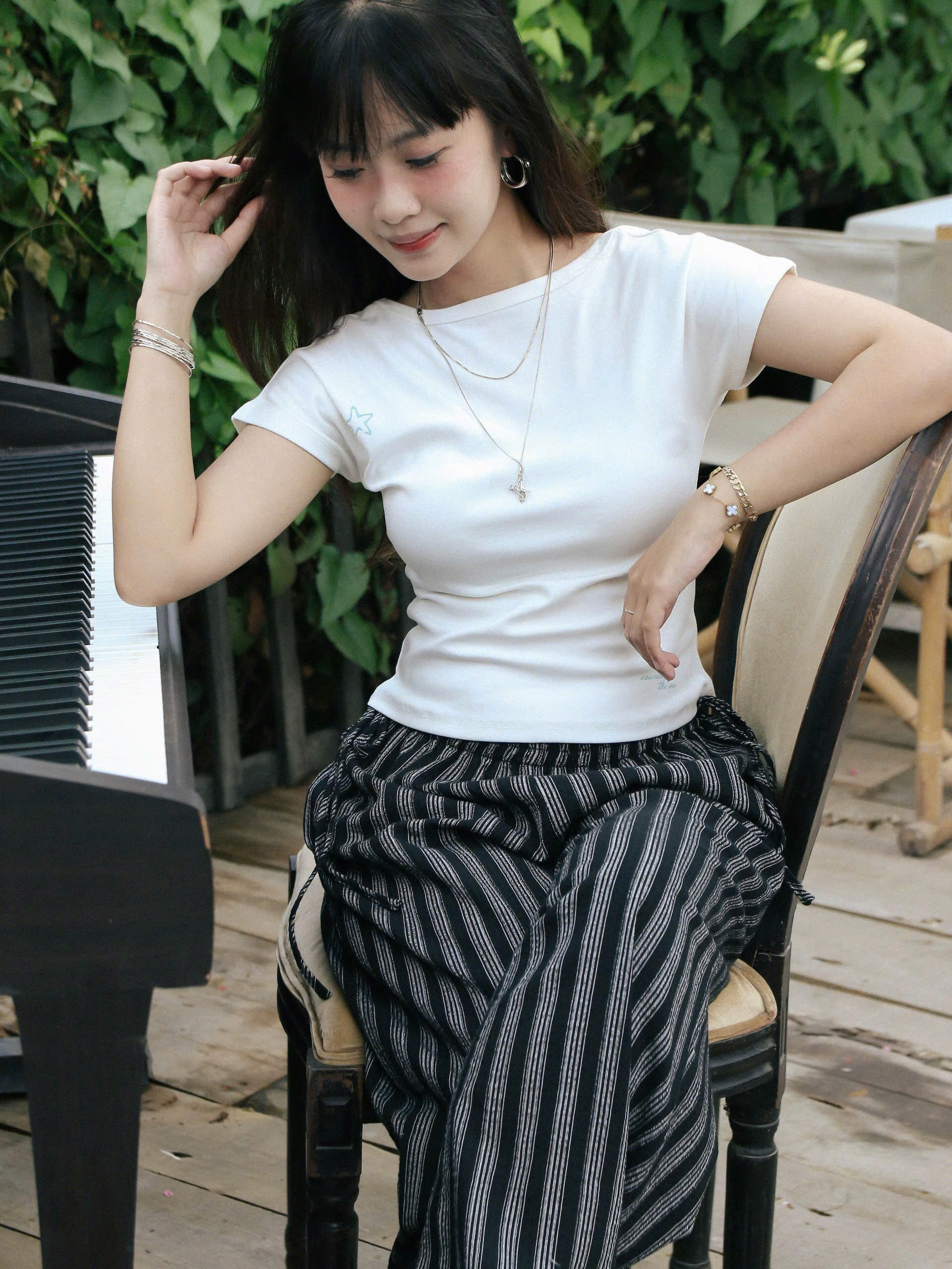 A27841 - A thun hở lưng in Sou