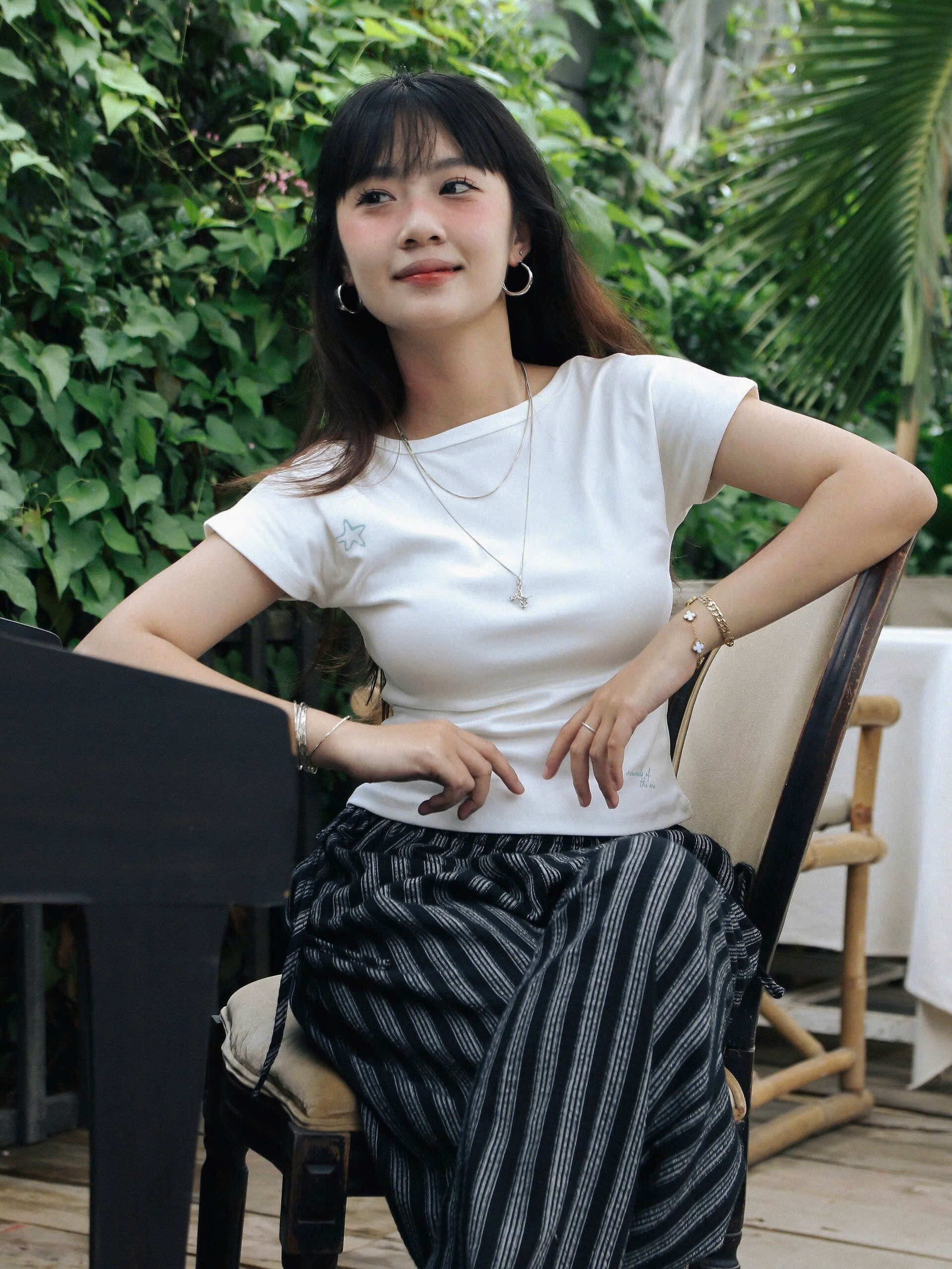 A27841 - A thun hở lưng in Sou