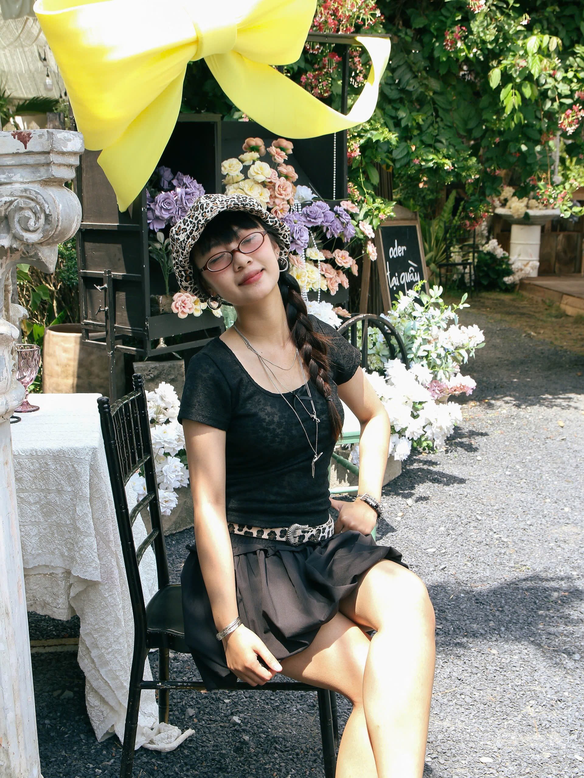 V3816 - 	V bí Smoking lưng