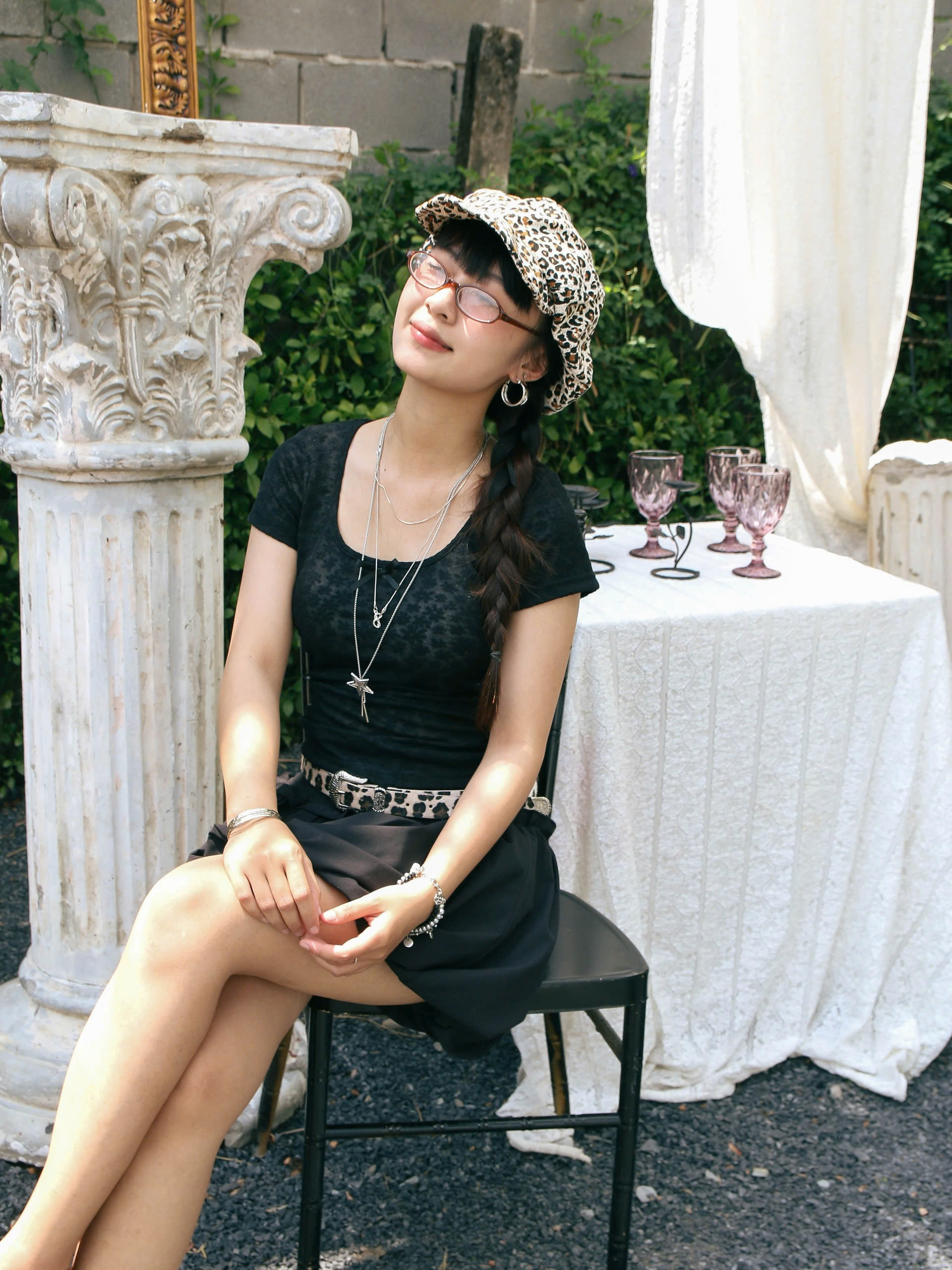 V3816 - 	V bí Smoking lưng