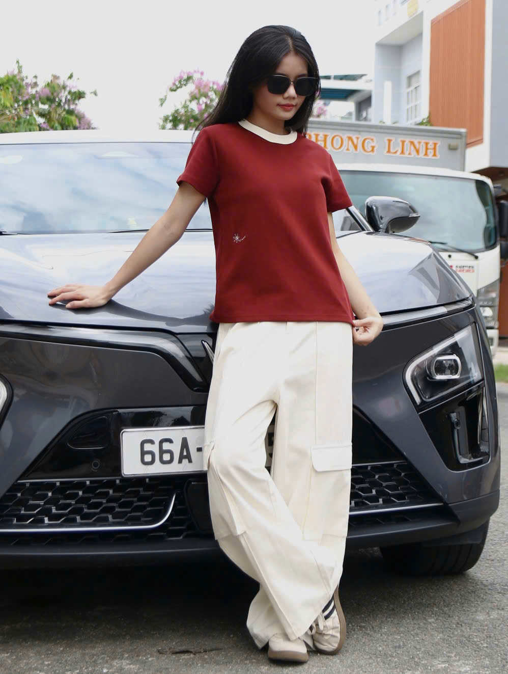 A27858 - A thun form gọn thêu The sun