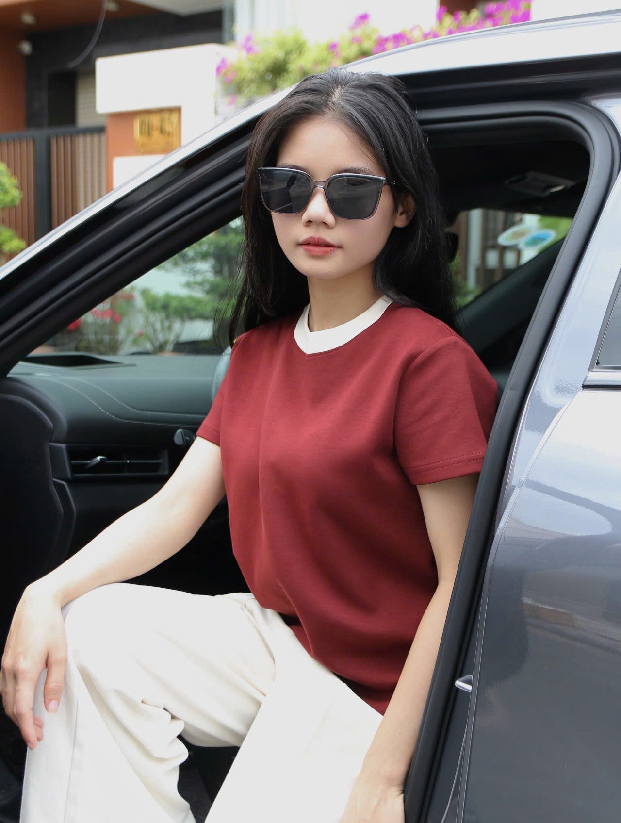 A27858 - A thun form gọn thêu The sun