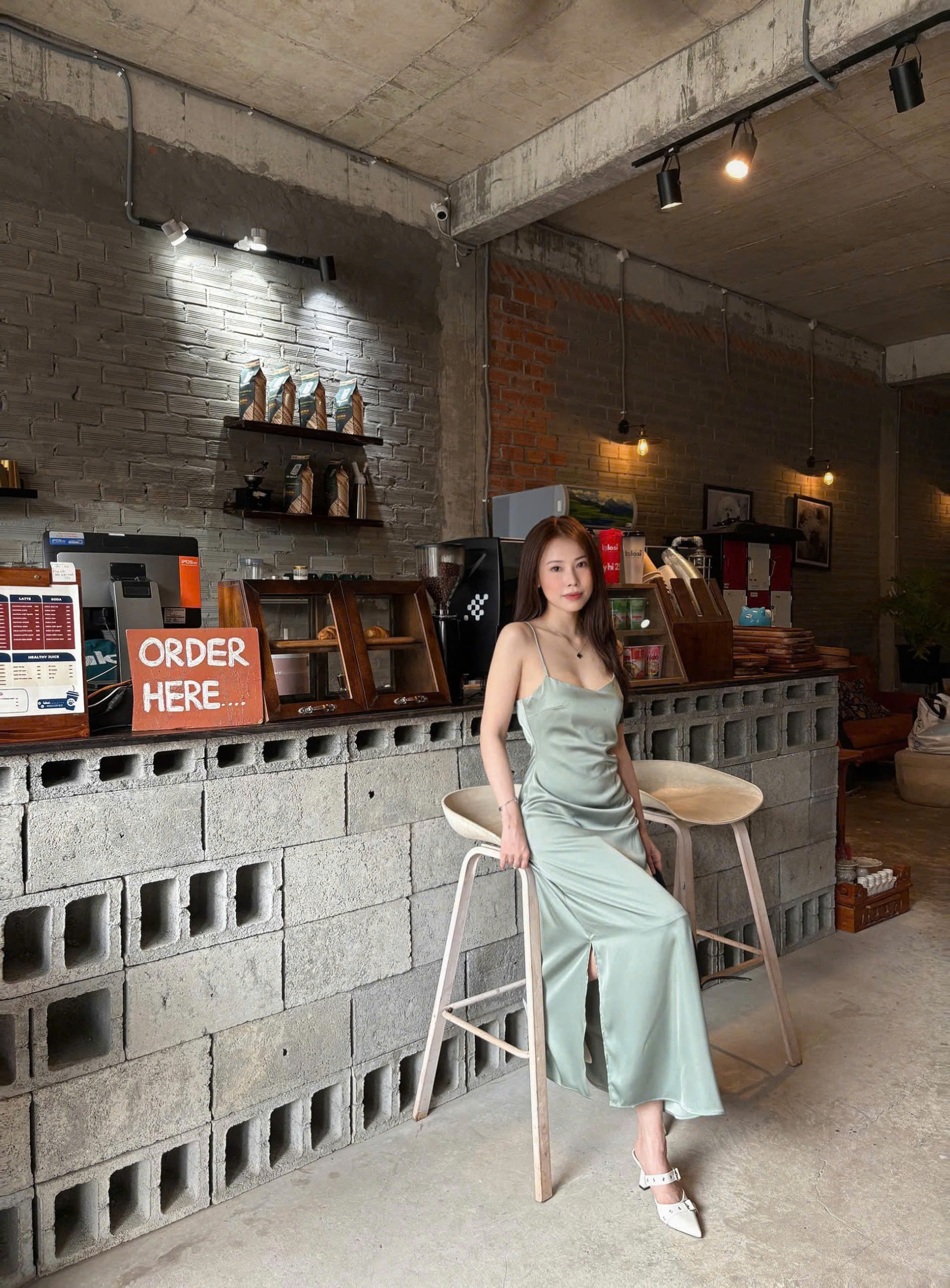 D6007 - 	D 2 dây lụa nhún eo