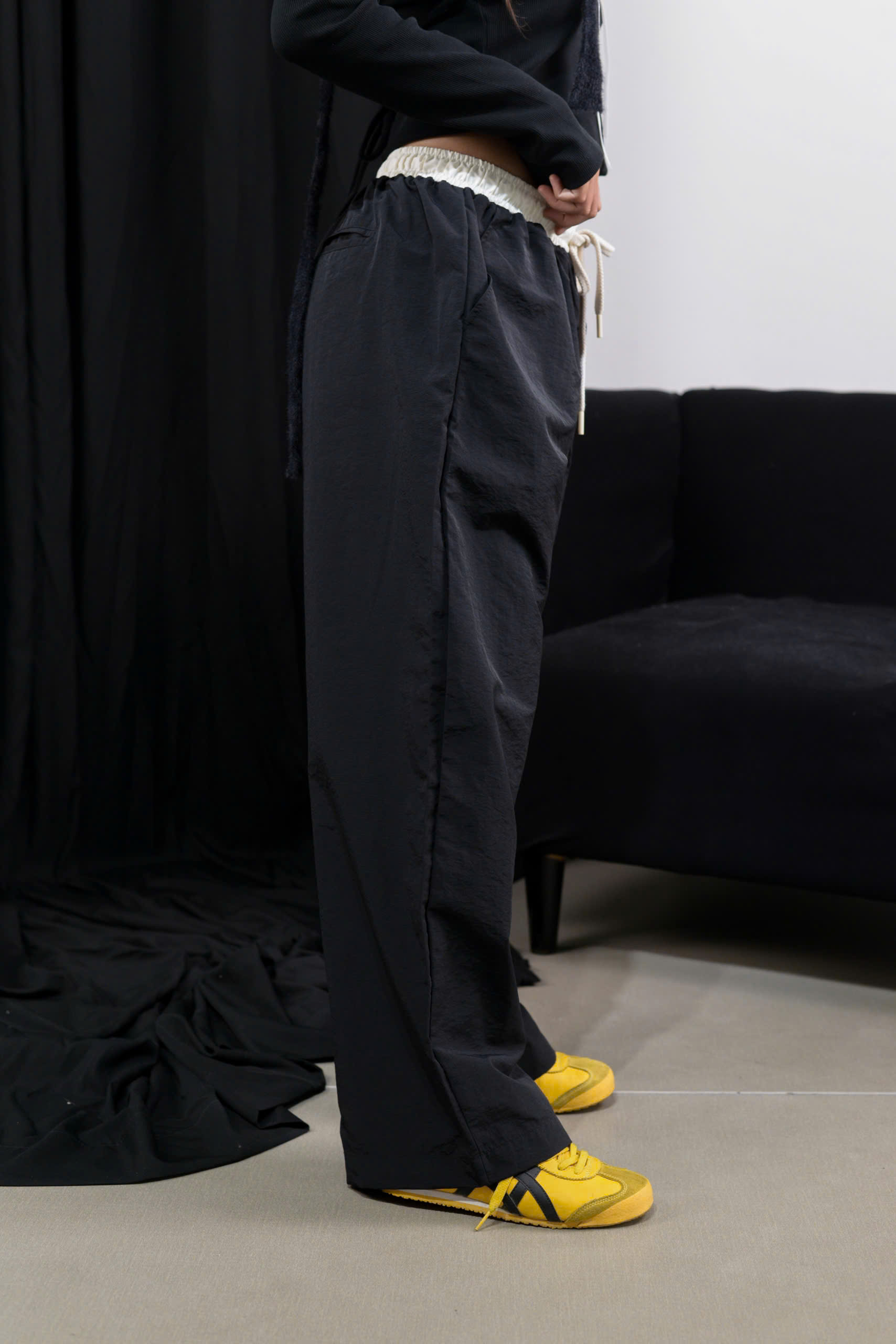 Q8460 - Q dù phối lưng gắn stick