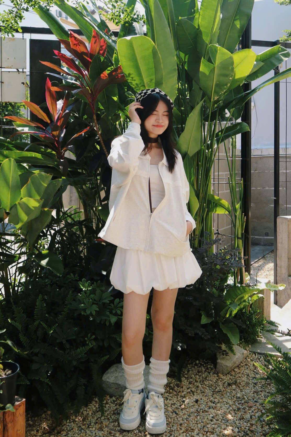 V3816 - 	V bí Smoking lưng
