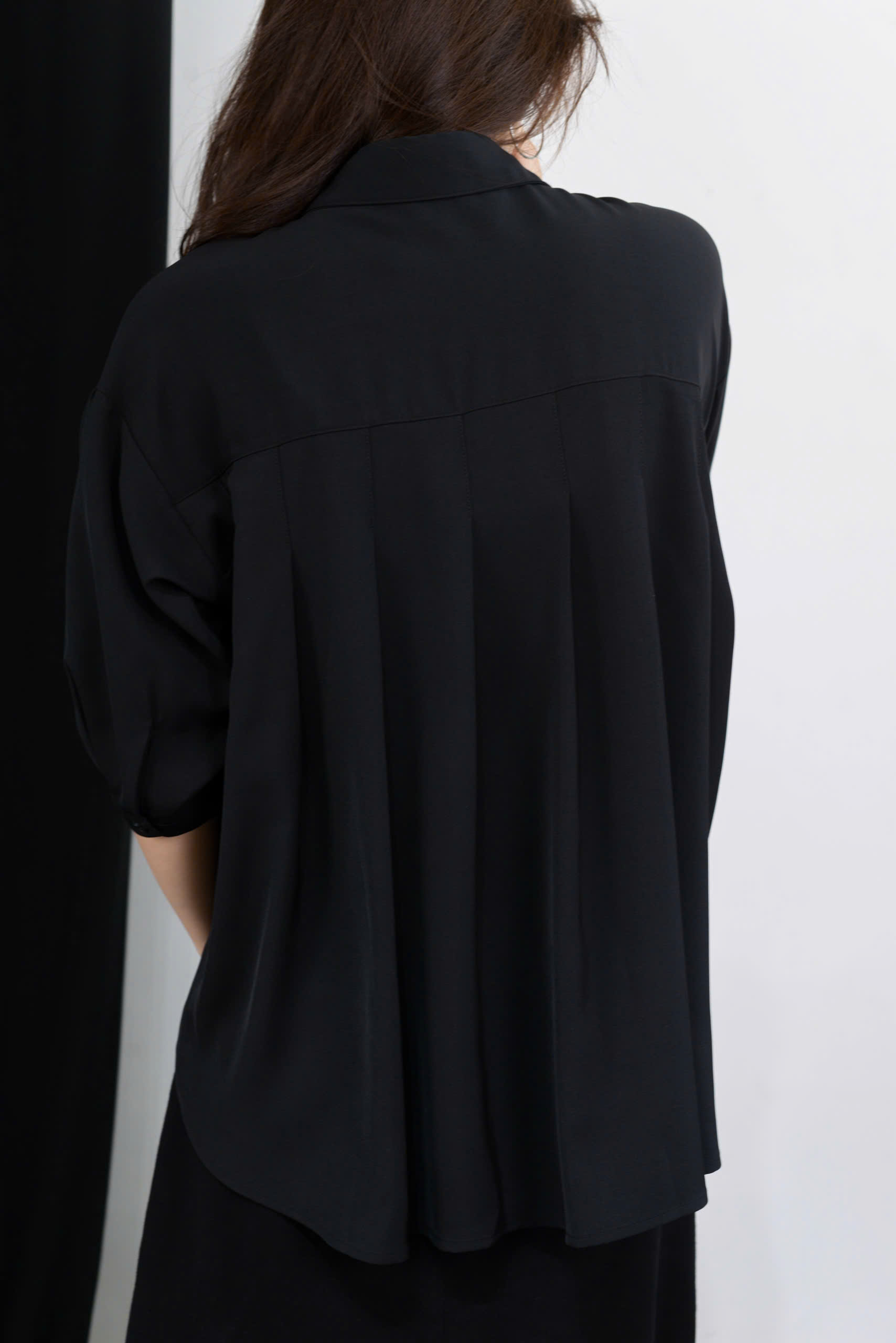 A27808 - A Smi thêu NB xếp li TS