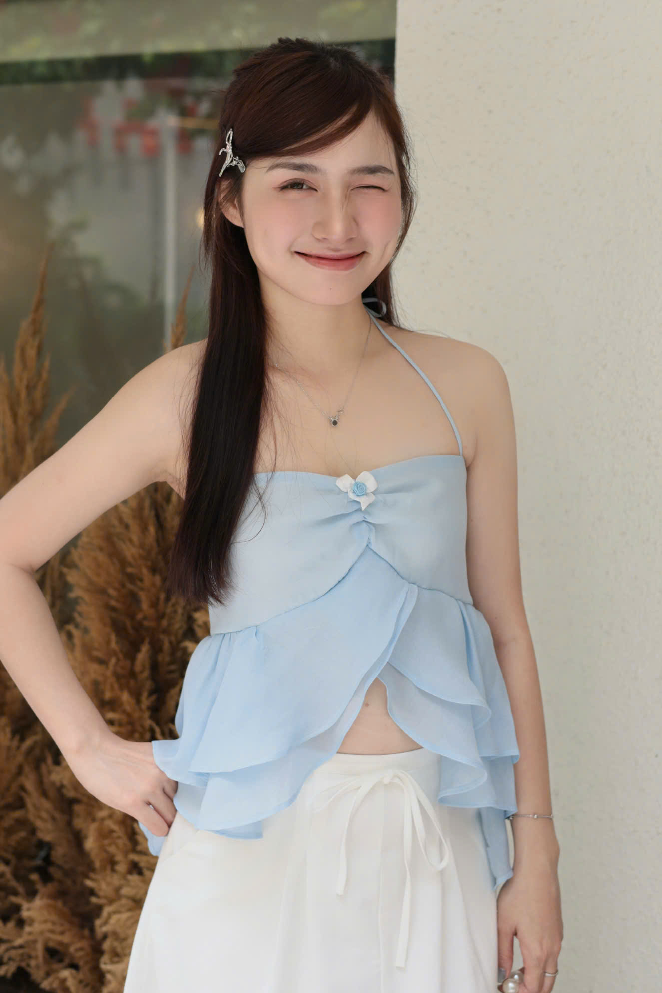 A27903 - A kiểu cúp ngực lai đấp chéo