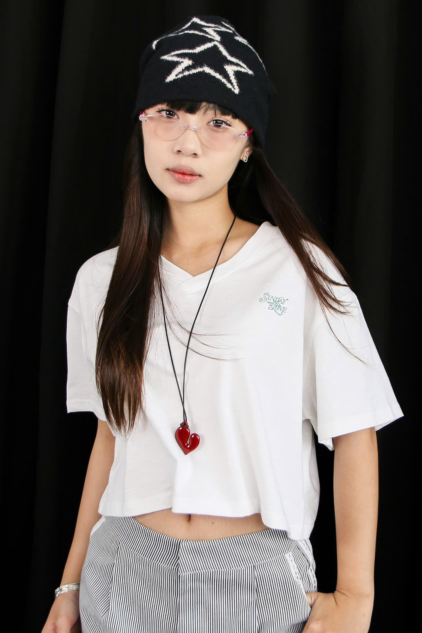 A27901 - A thun crop in Sun