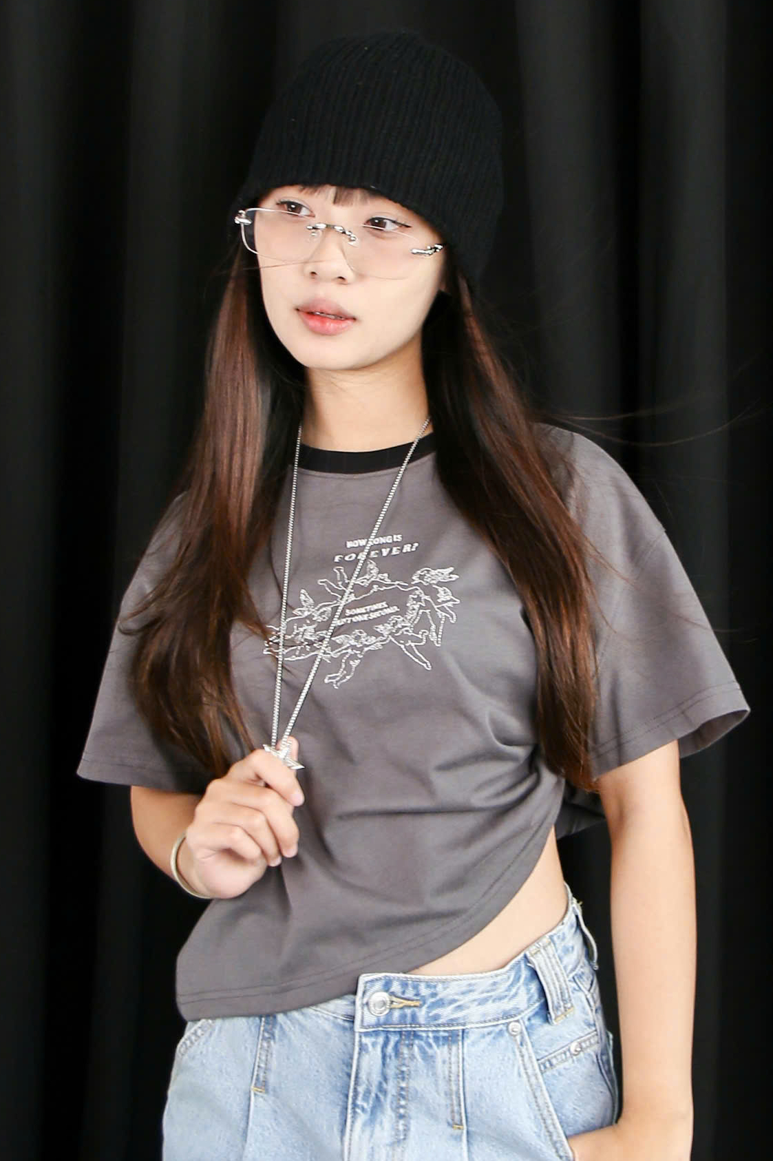 A27951 - A thun crop rút lai 1704 thêu Forev