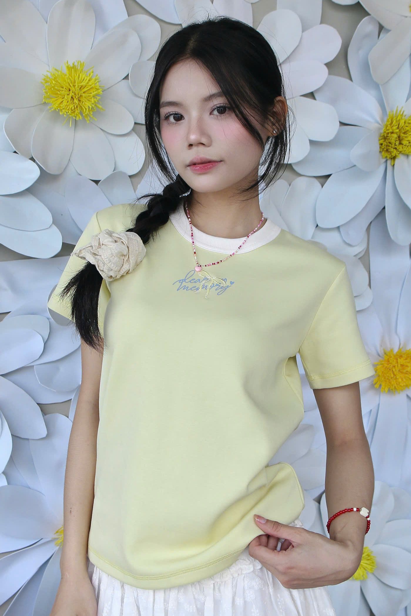 A28181 - A thun babytee in thêu Dear