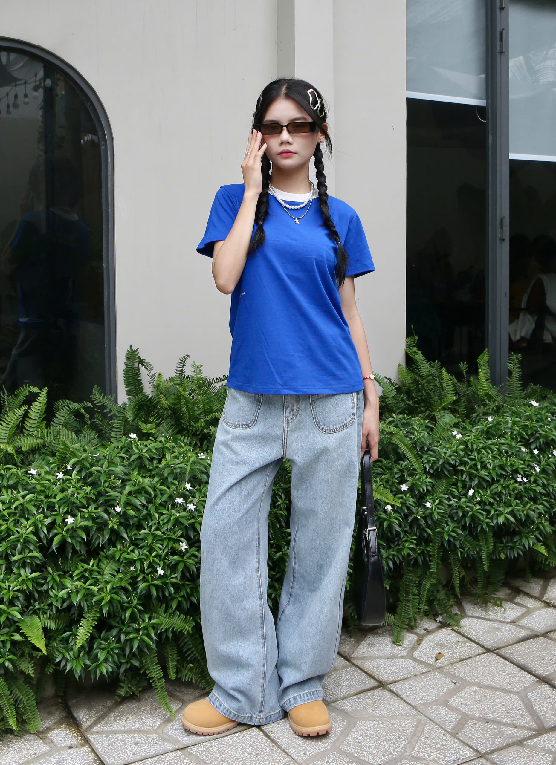 A27858 - A thun form gọn thêu The sun