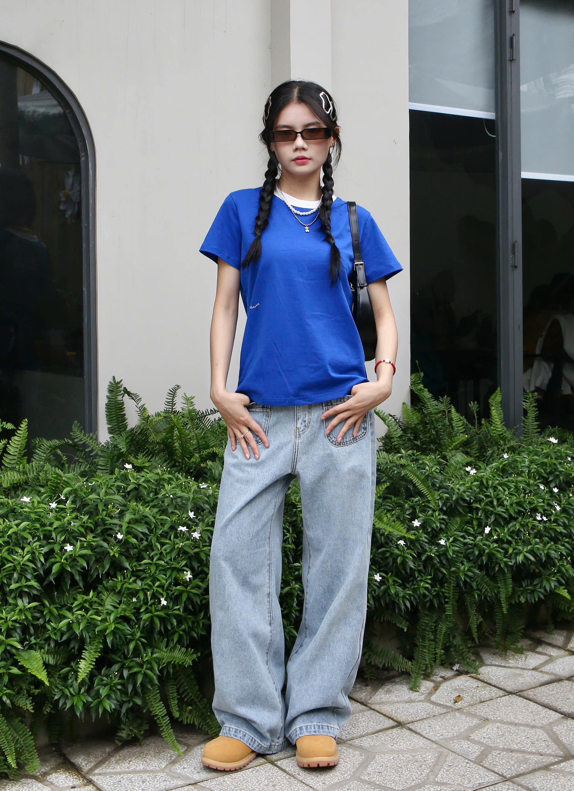 A27858 - A thun form gọn thêu The sun