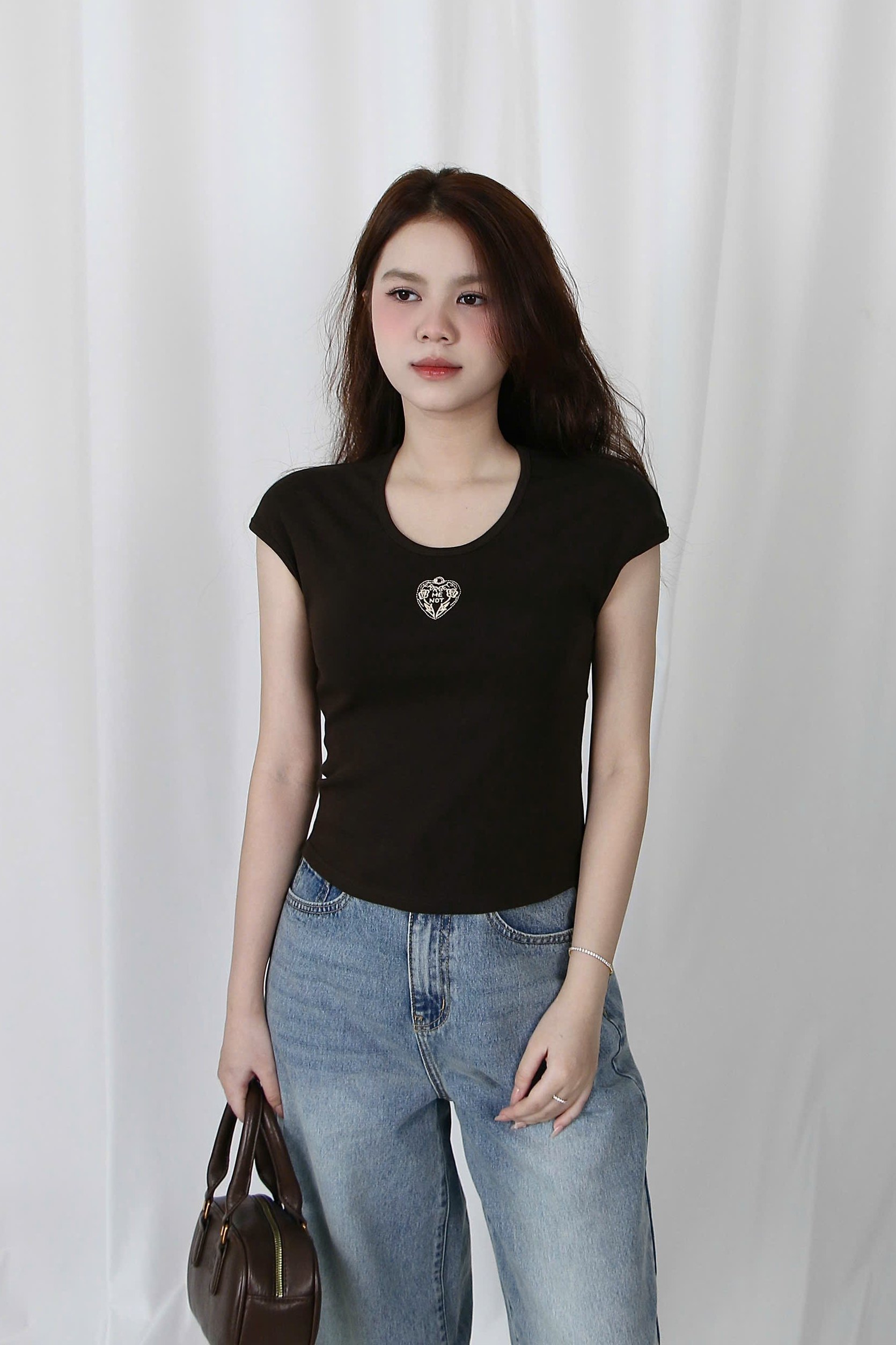 A28211 - A thun cổ tròn tay hến