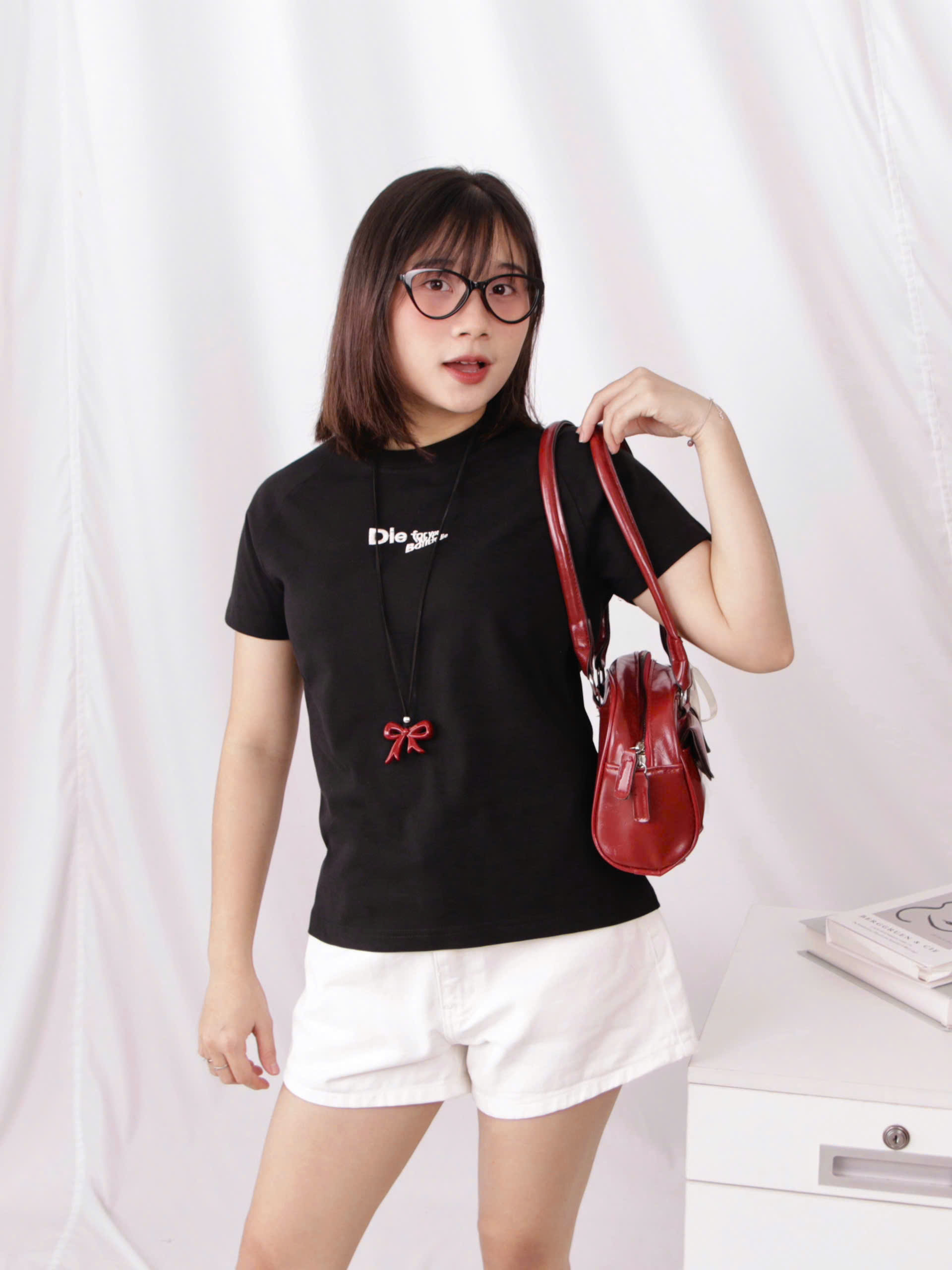 A28241 - A babytee raglan in Hurt