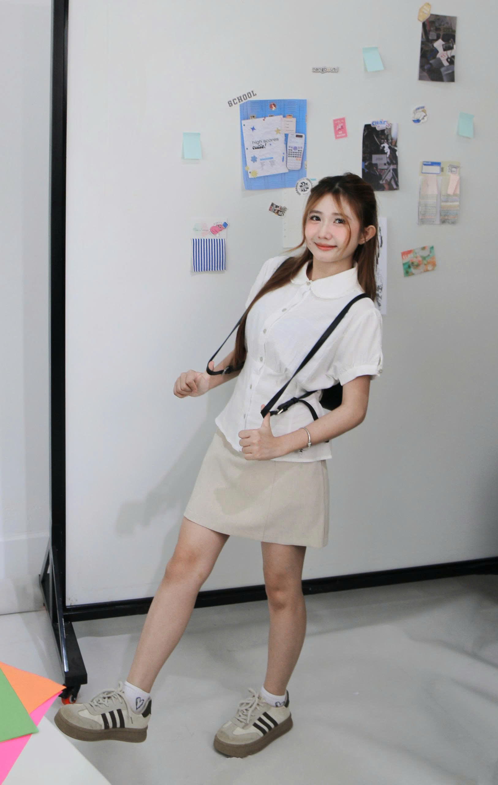 V3915 - V ngắn 2 túi mổ trước