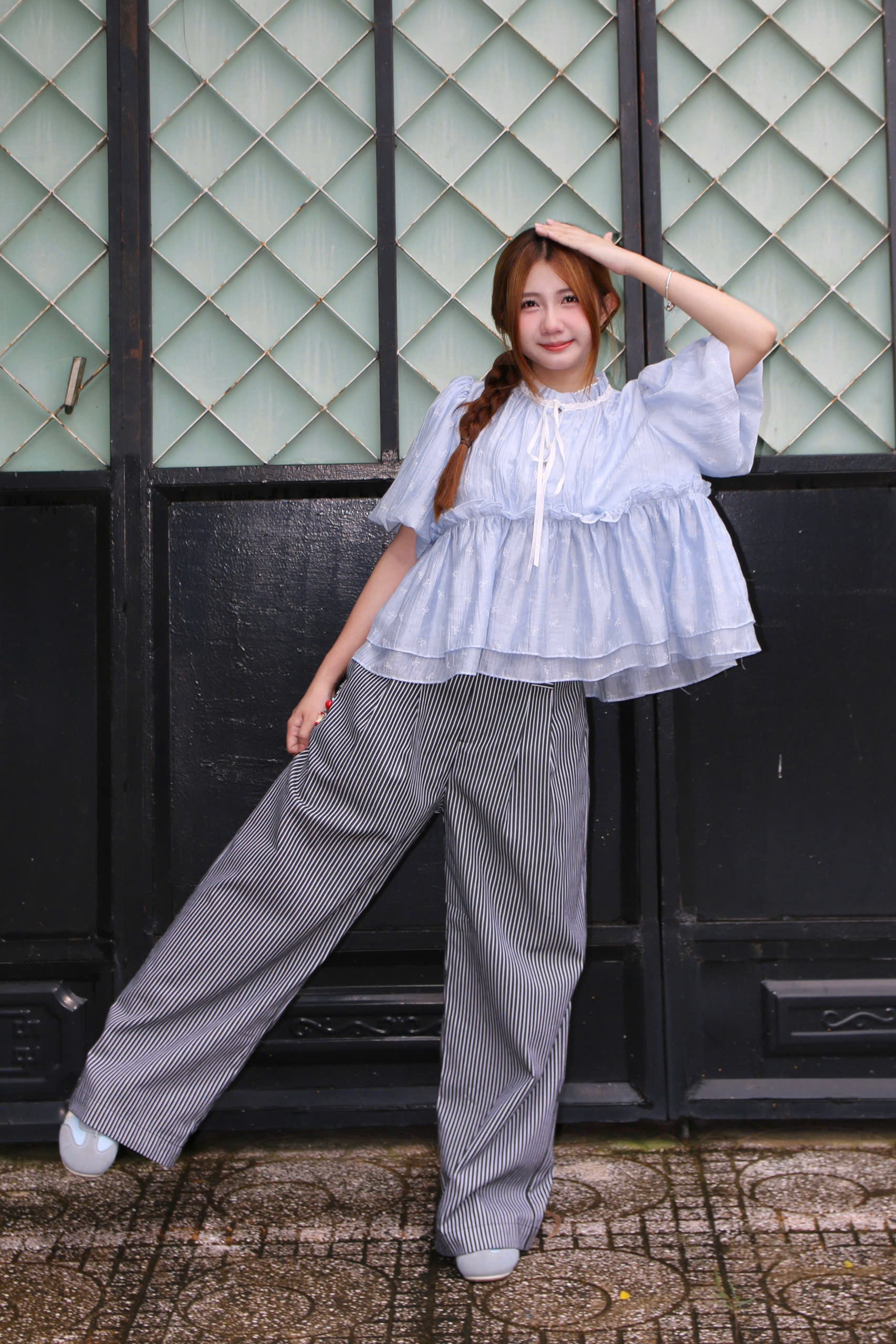 Q8559 - Q sọc dài 2 túi mổ sau