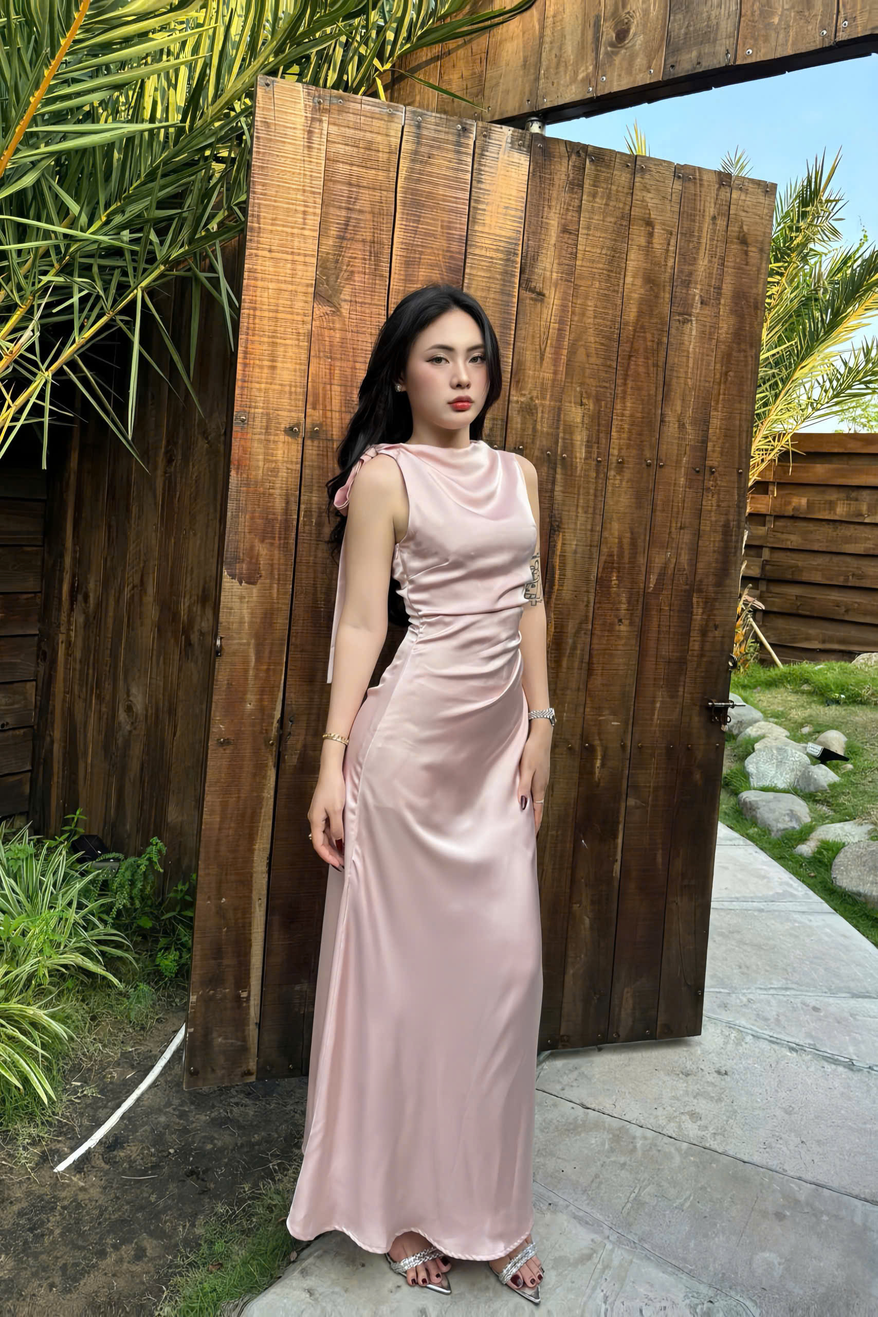 D6256- D lụa nhún eo cột nơ