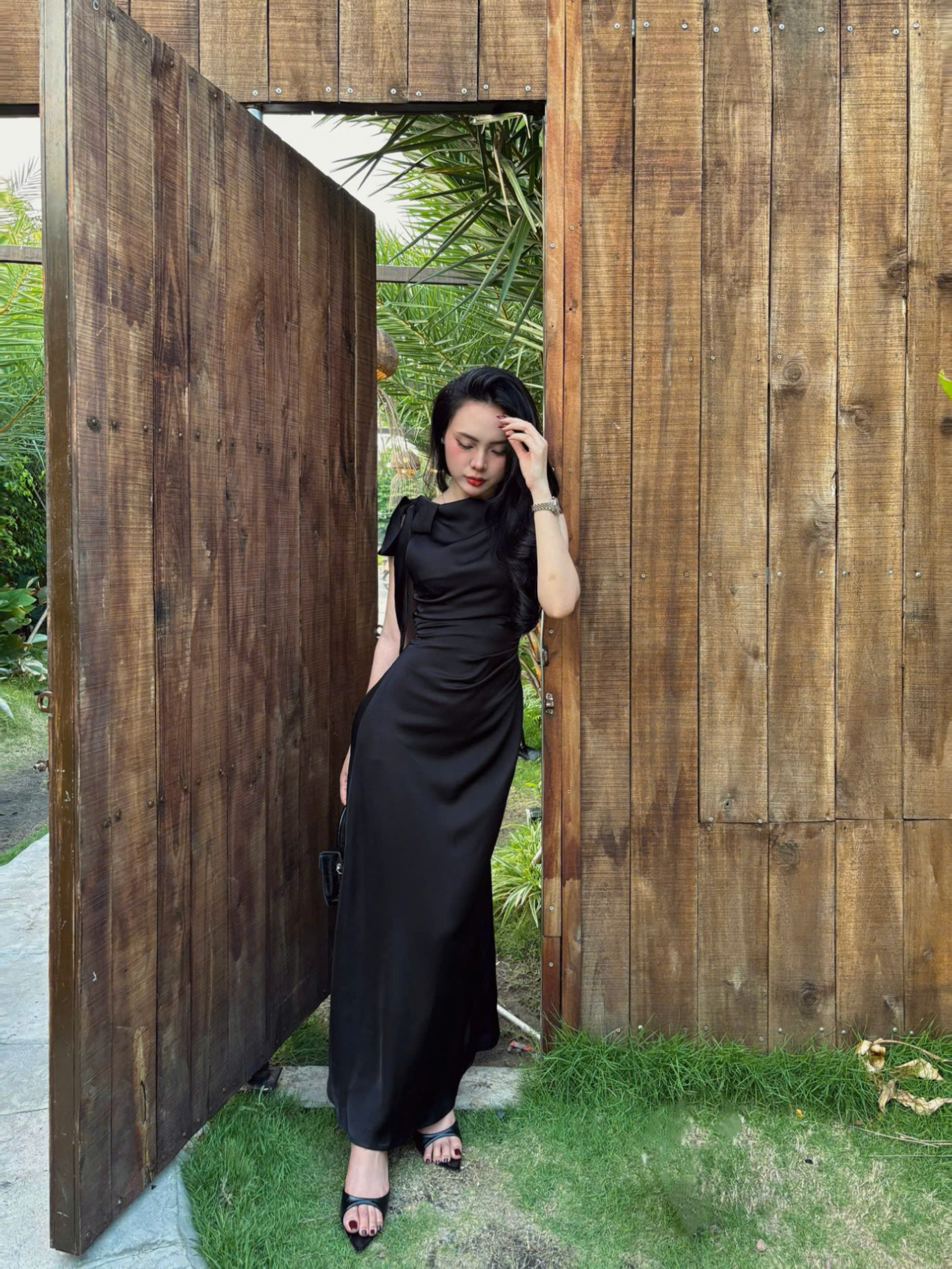 D6256- D lụa nhún eo cột nơ