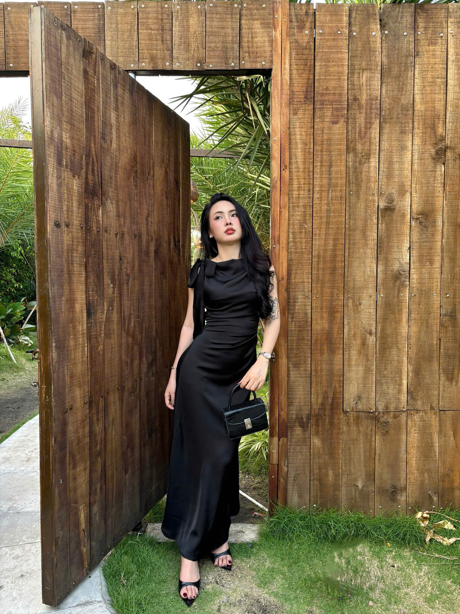 D6256- D lụa nhún eo cột nơ