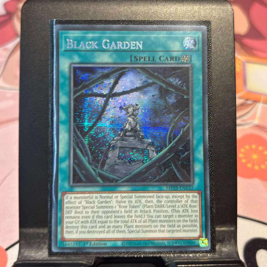 [ Bài Yugioh Chính Hãng ] Black Garden - MP25-EN132 - Prismatic Secret Rare 1st Edition