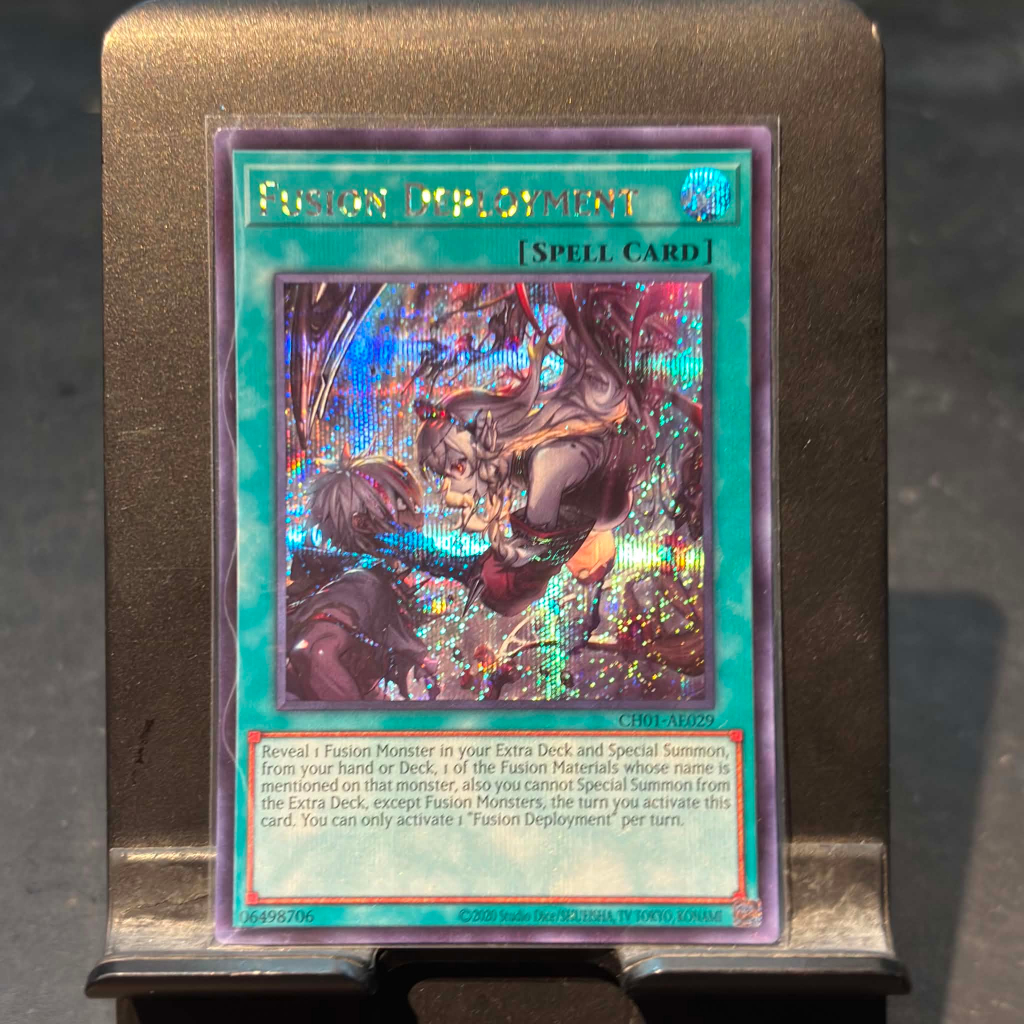 [ Bài Yugioh Chính Hãng ] Fusion Deployment (Alternate Art) - CH01-AE029 - Secret Rare