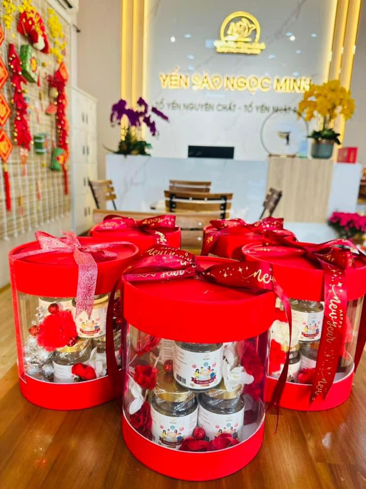 SET HOA YẾN  12H (TRỤ) - Có hủ