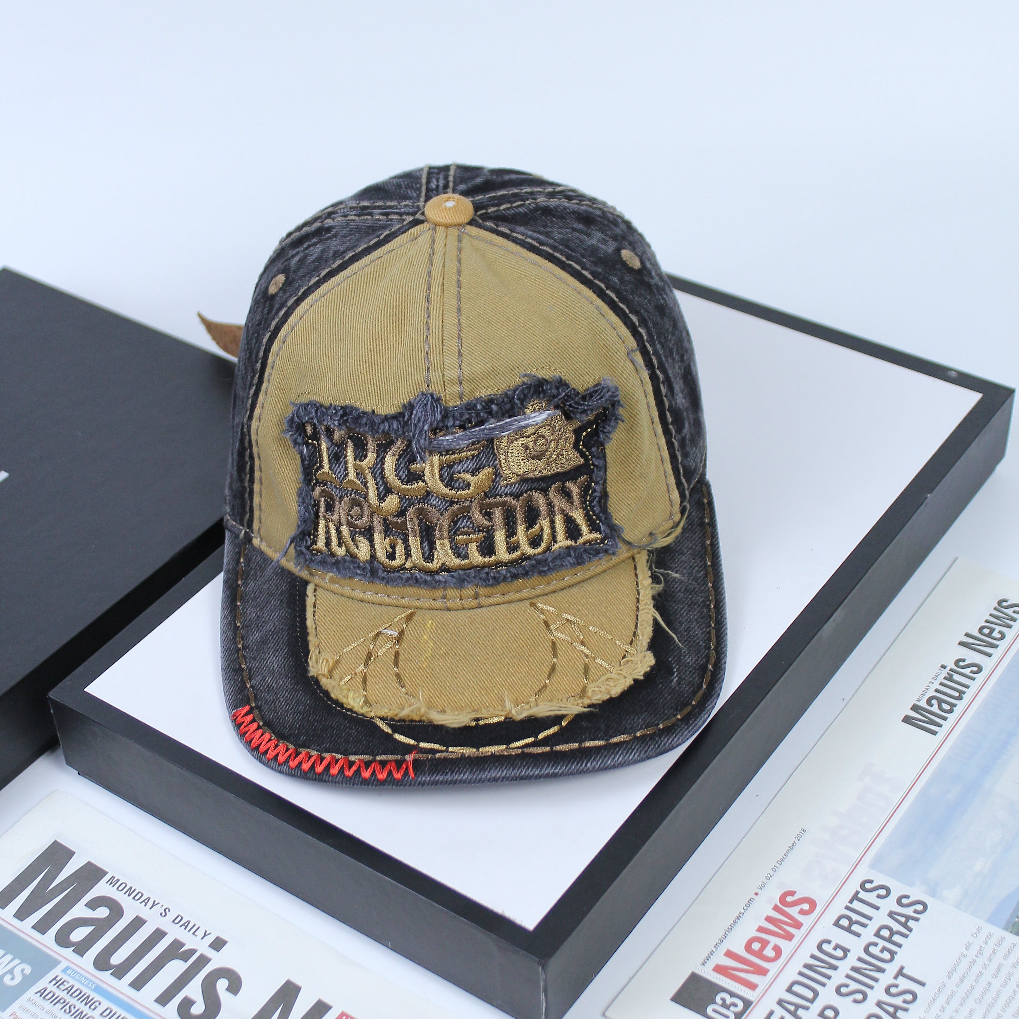 Nón Ông Địa, Nón Jean True Religion - J37