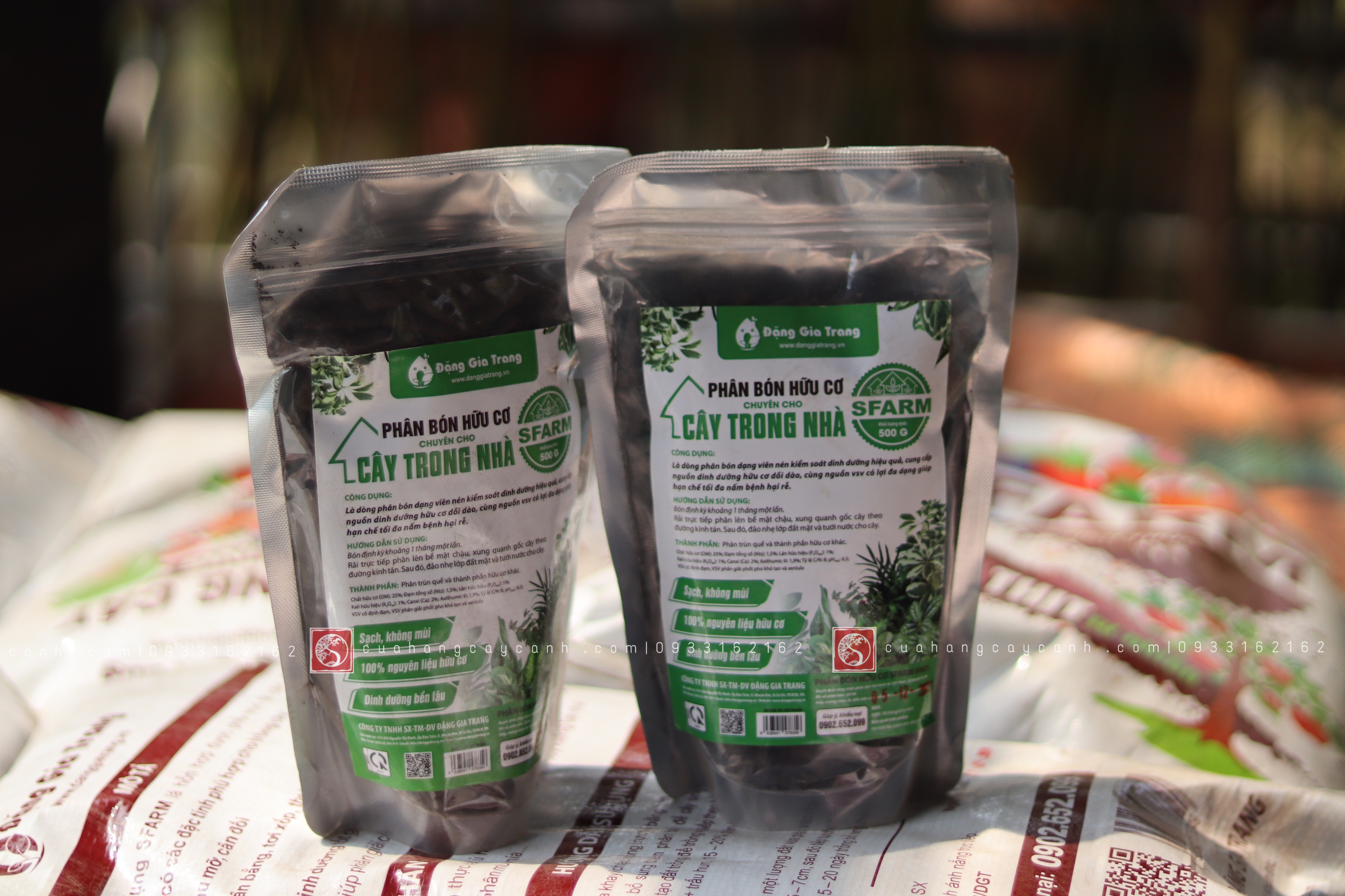 Phân bón hữu cơ chuyên cho cây trong nhà - túi 500gr
