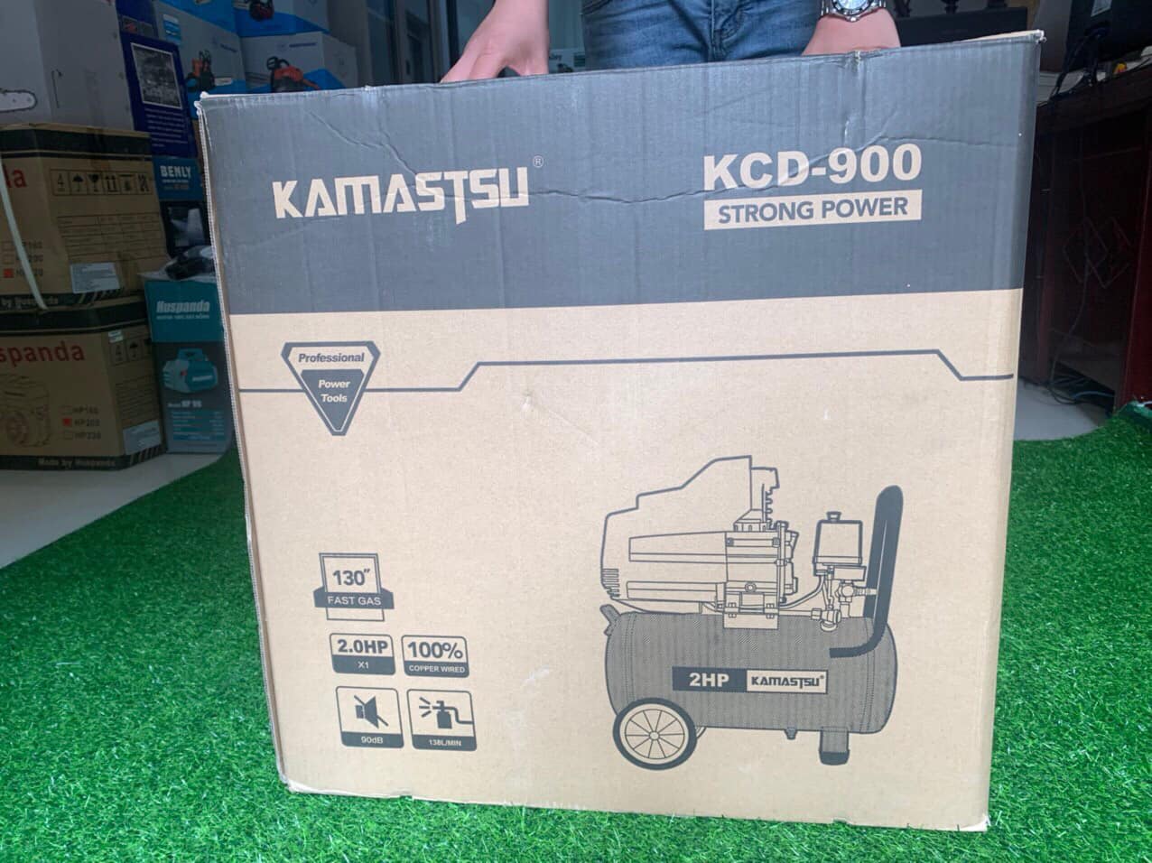 Máy Nén Khí Có Dầu Kamastsu 30L KCD 900