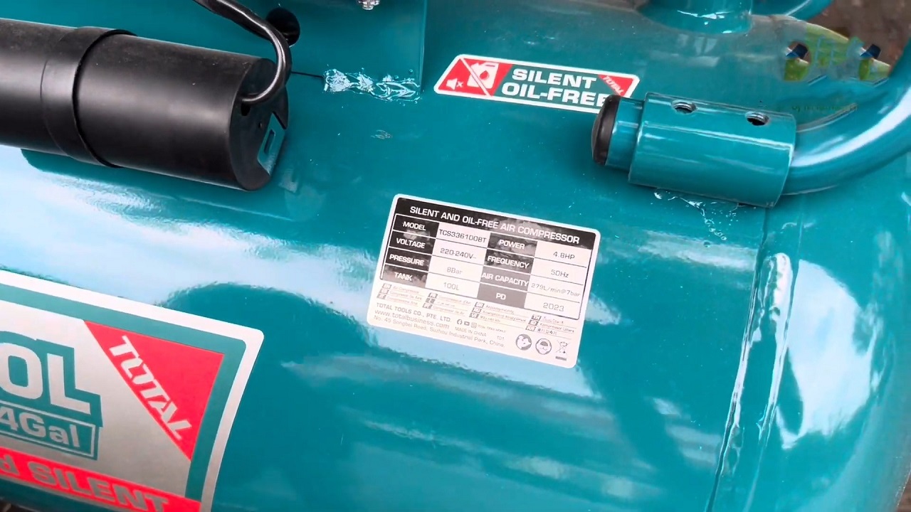 Máy Nén Khí Không Dầu Total 3x1200W 100L TCS3361008T