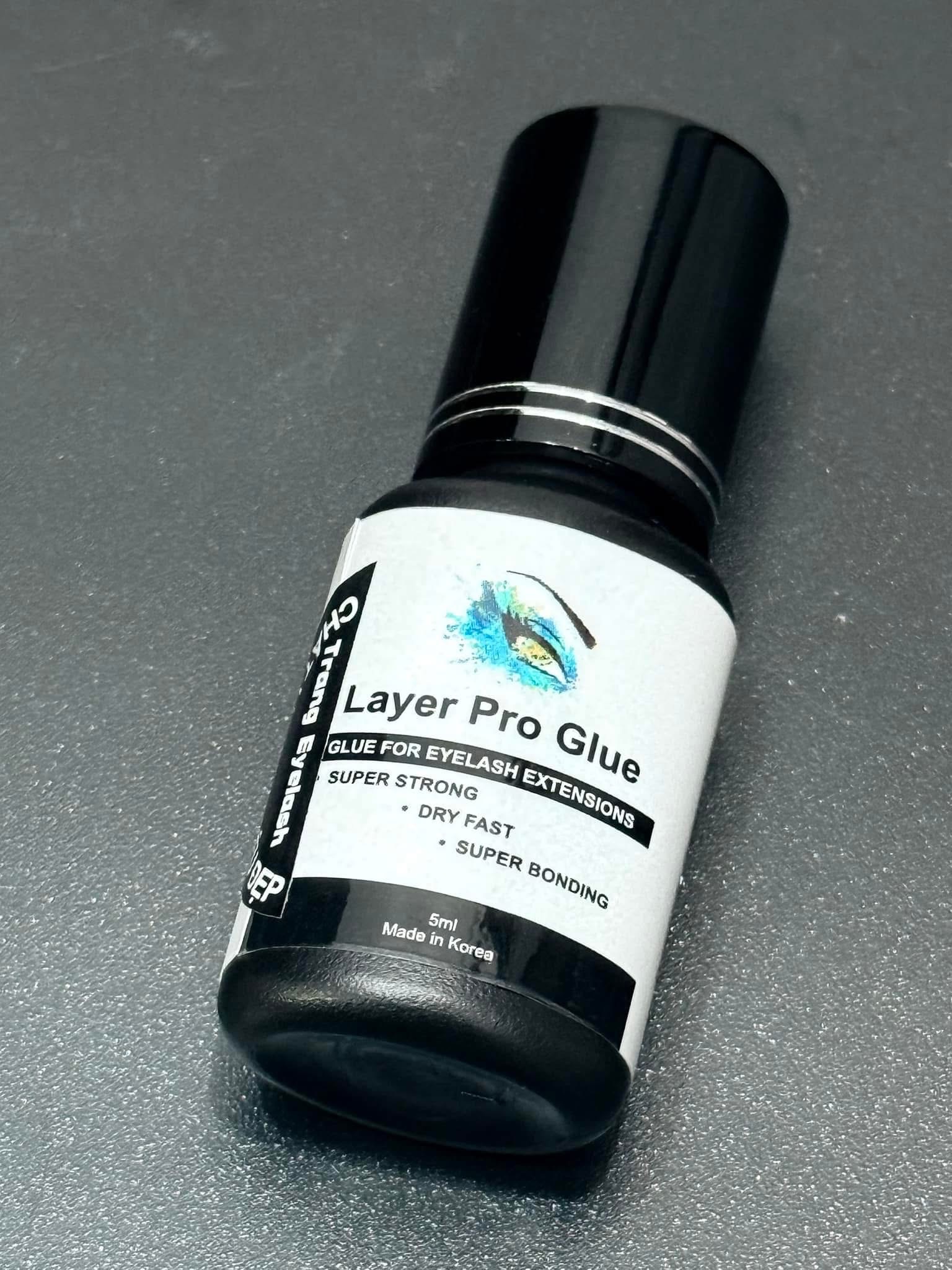 What's the Best Glue for Eyelash Extensions? Keo nào tốt nhất cho nối mi?