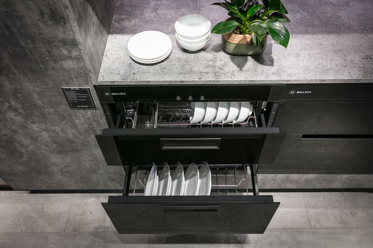 Tủ sấy chén bát tiệt trùng – Giải pháp hiệu quả cho gian bếp hiện đại