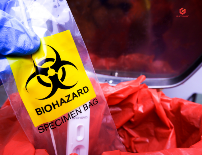 Tại sao nên sử dụng bao rác y tế đạt chuẩn trong việc xử lý rác thải y tế