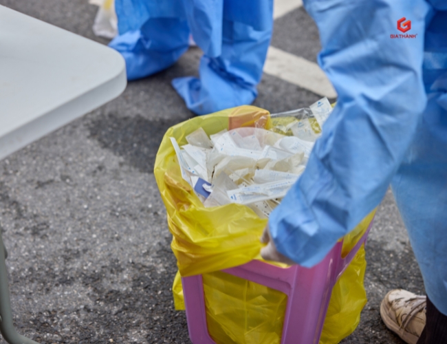 Mua túi rác y tế ở đâu uy tín tại TP.HCM? Giao hàng nhanh, đúng chuẩn