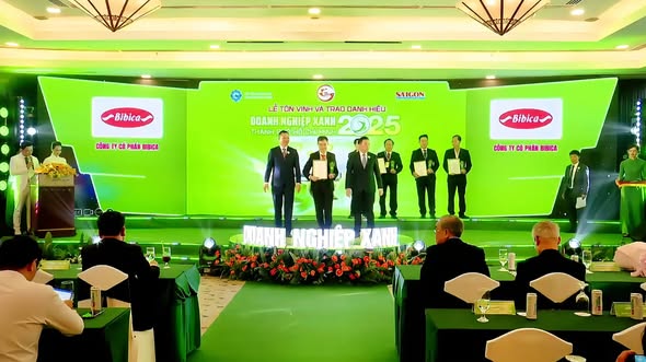 Công ty cổ phần Bibica được vinh danh “DOANH NGHIỆP XANH TP.HCM 2025