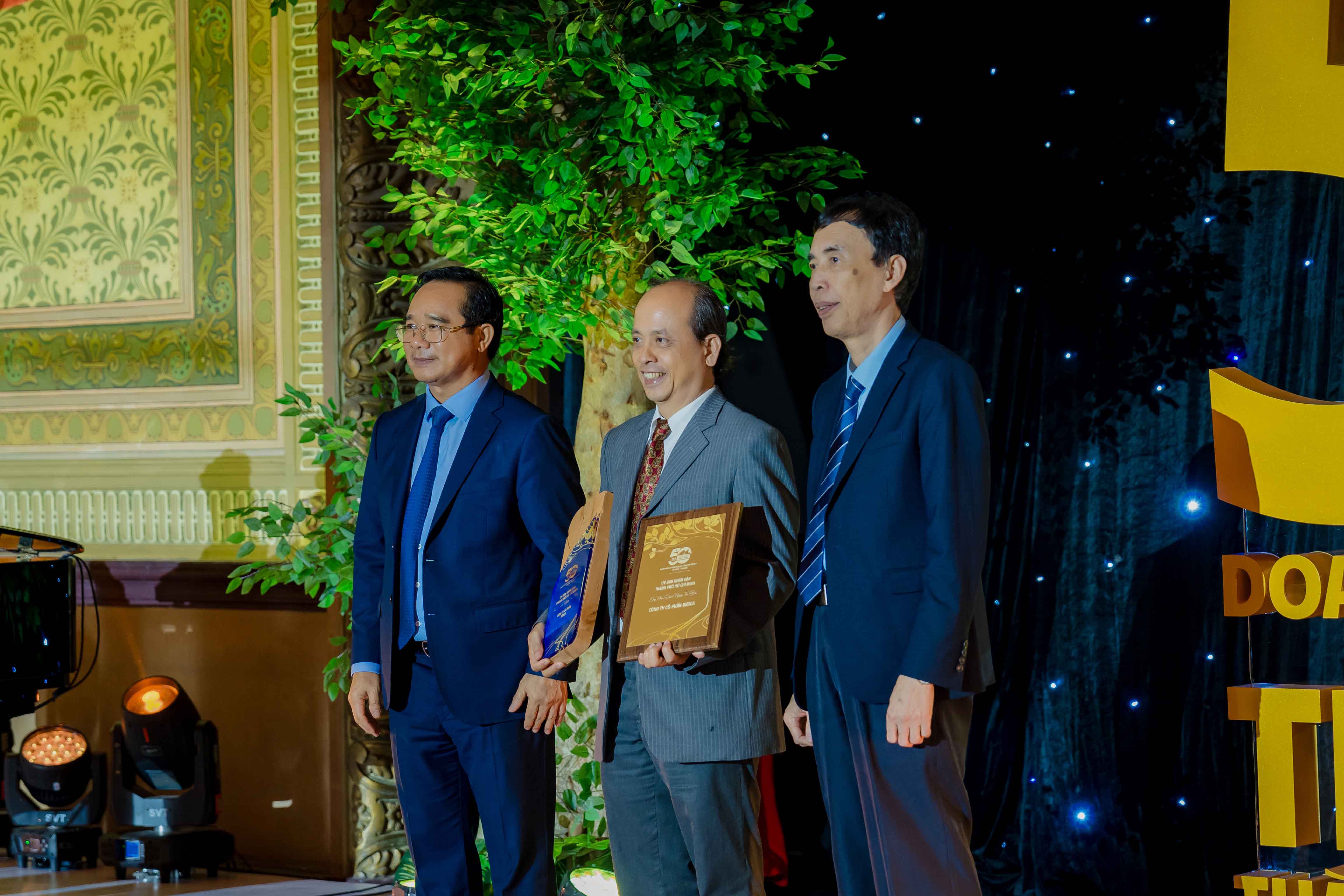 Bibica Rạng Rỡ Tự Hào Gia Đạt Top 50 Doanh nghiệp Tiêu biểu TP.HCM năm 2025, Tiếp Tục Khẳng Định Vị Thế Trong Ngành Bánh Kẹo Việt 