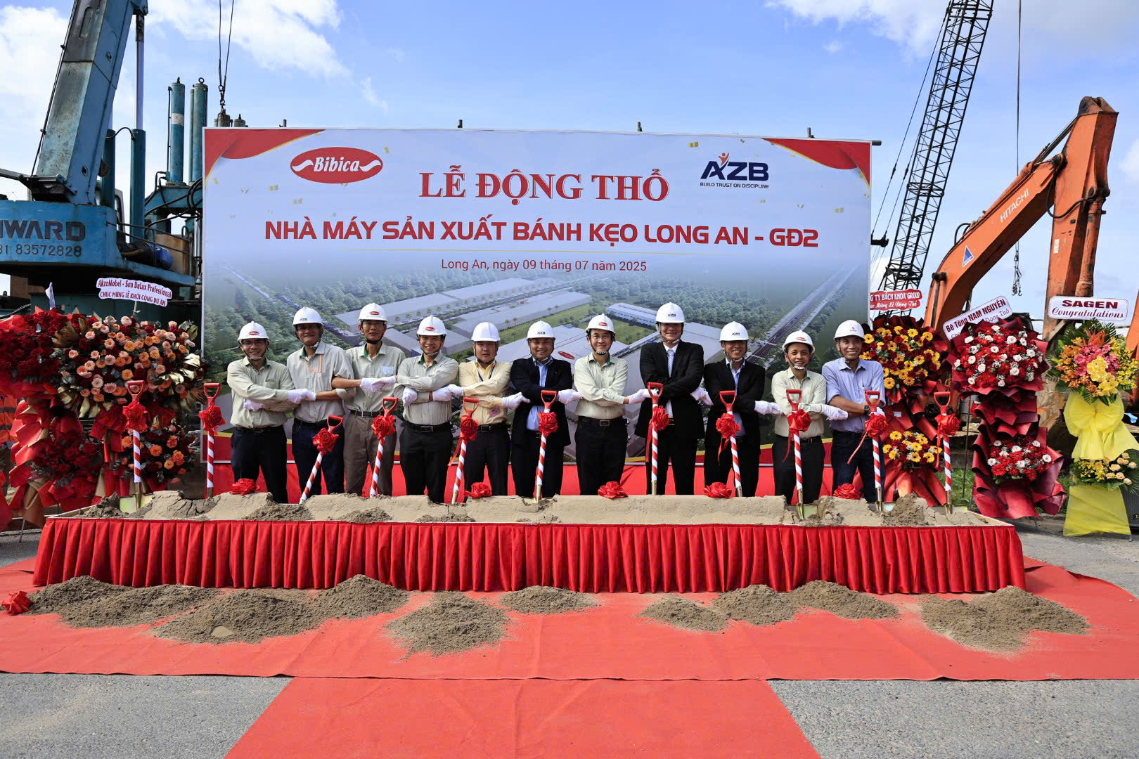 Đại diện Bibica và các đối tác trong Lễ động thổ Giai đoạn 2 Nhà máy Long An.