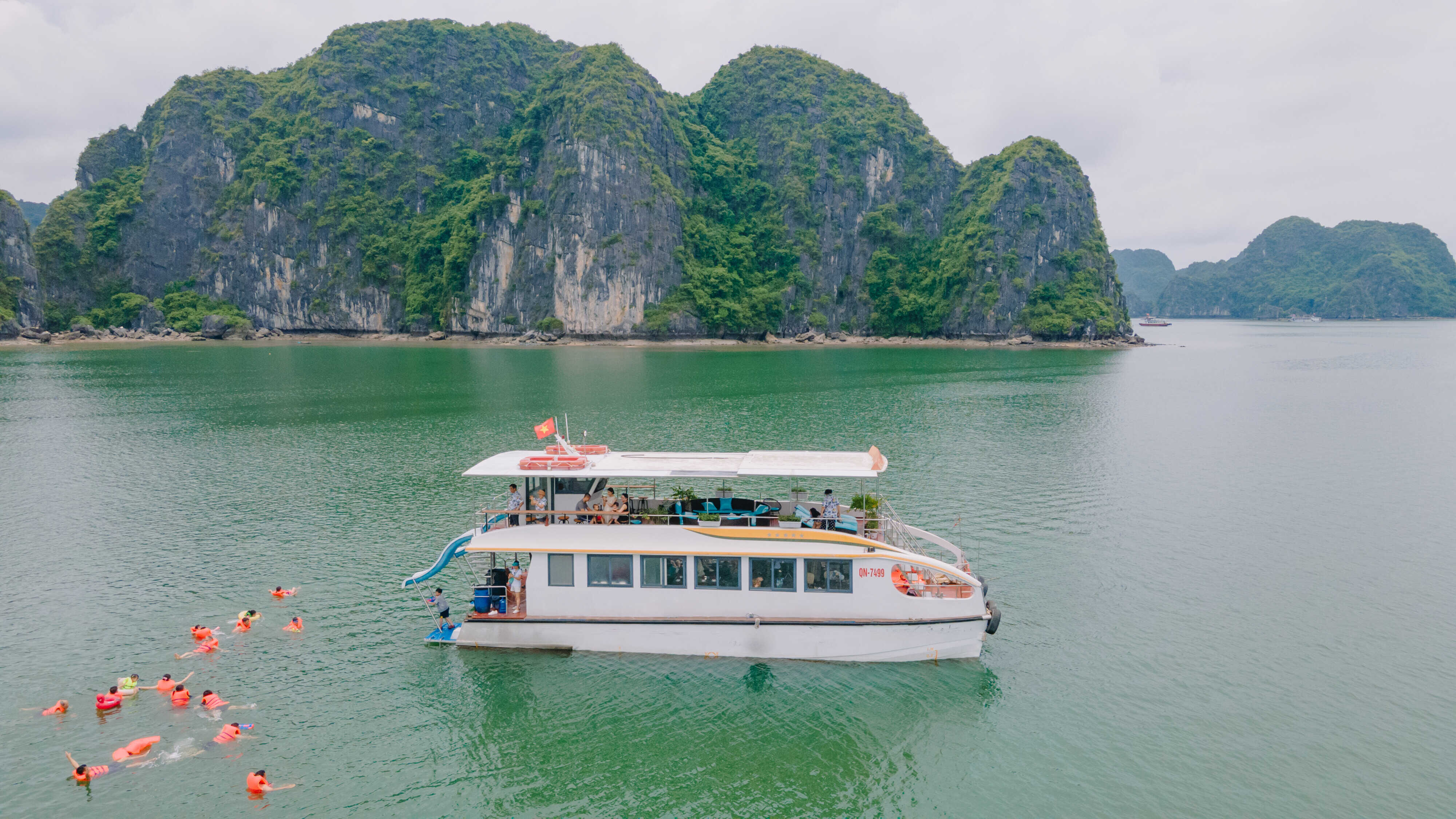 Du thuyền ngày 4 sao Daiichi Cruise II - Vịnh Lan Hạ