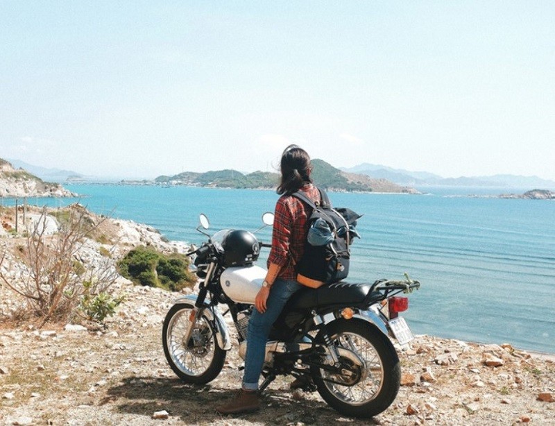 Trải Nghiệm Phượt Cát Bà Bằng Xe Máy - Cung Đường Tuyệt Đẹp Cho Dân Du Lịch Bụi