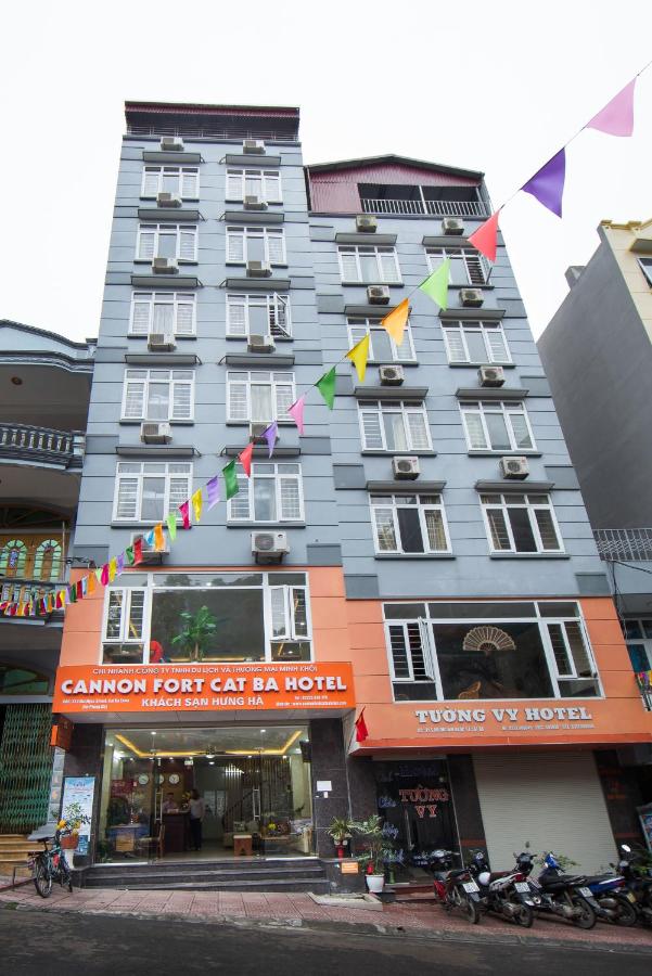 Suite Gia Đình Deluxe Nhìn Ra Núi
